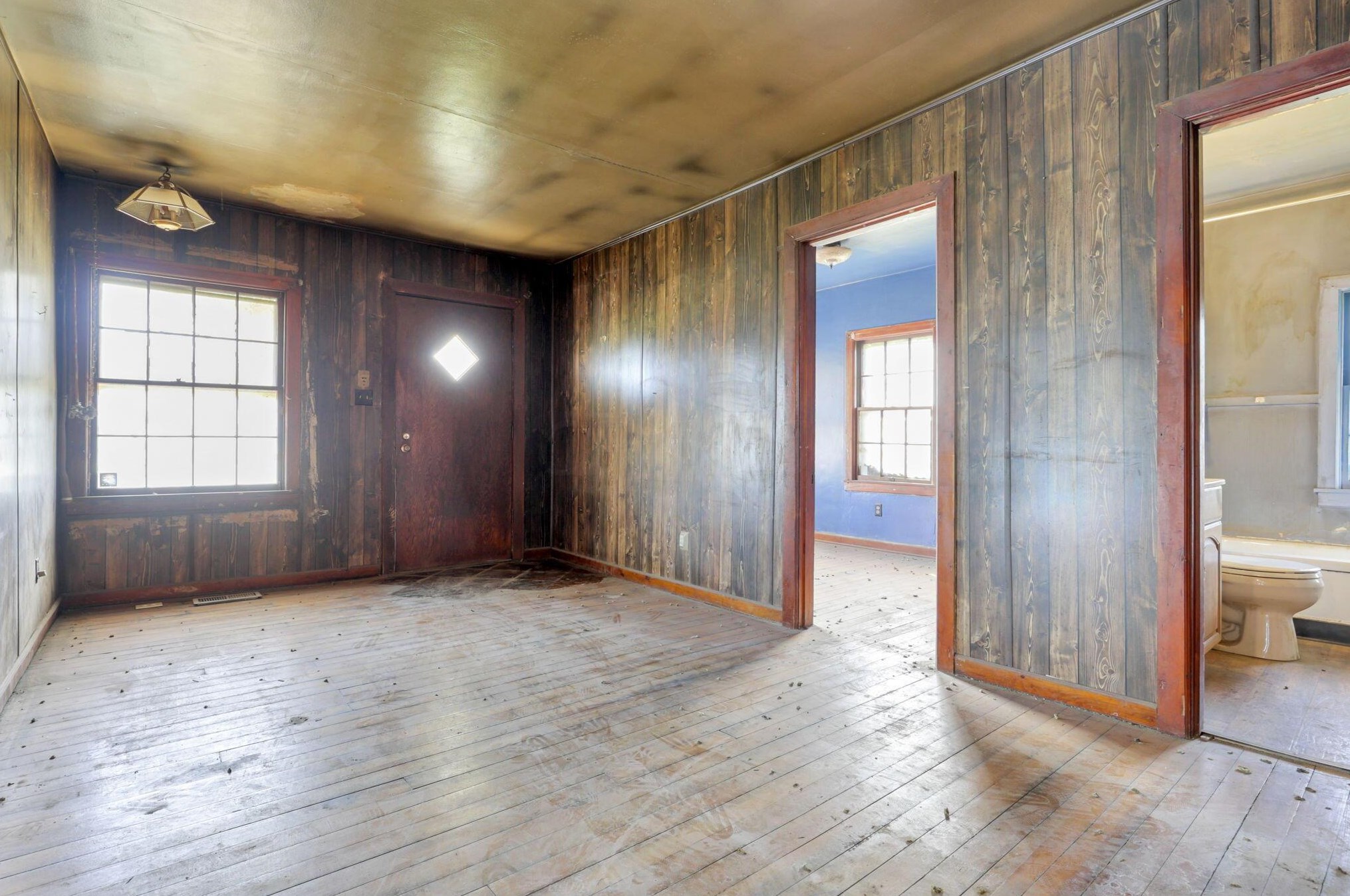 992 Thomas Ave, Columbus OH  43223-1553 exterior