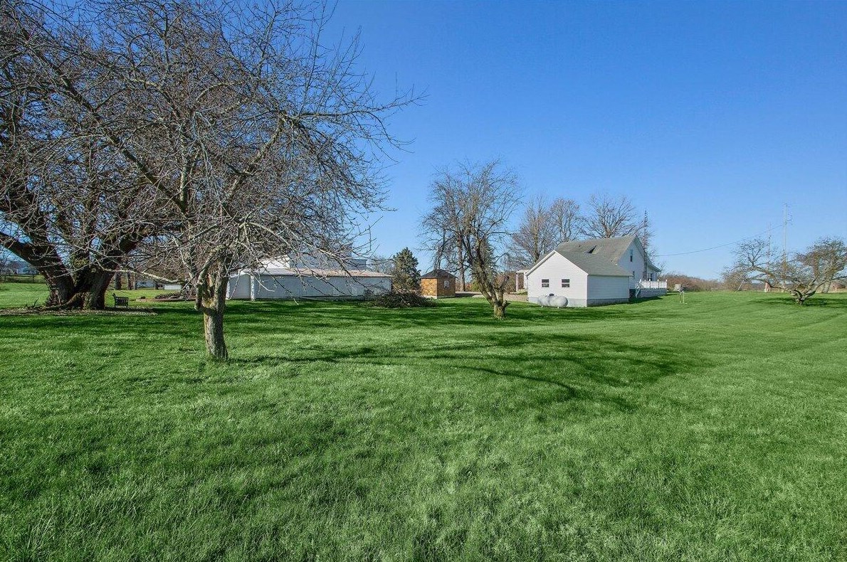 2873 County Road 31, Bellefontaine OH  43311-9777 exterior
