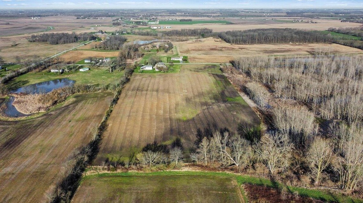 2873 County Road 31, Bellefontaine OH  43311-9777 exterior