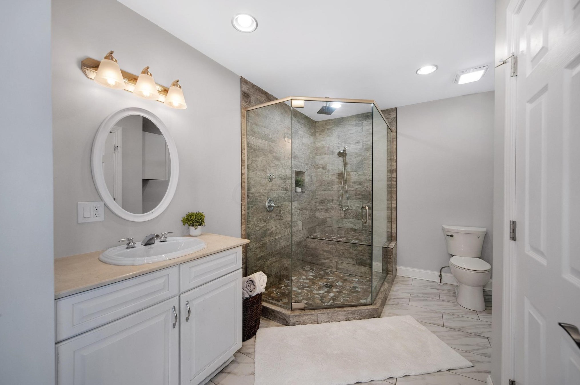 1603 Harvard Ave, Columbus OH 43203-1251 exterior