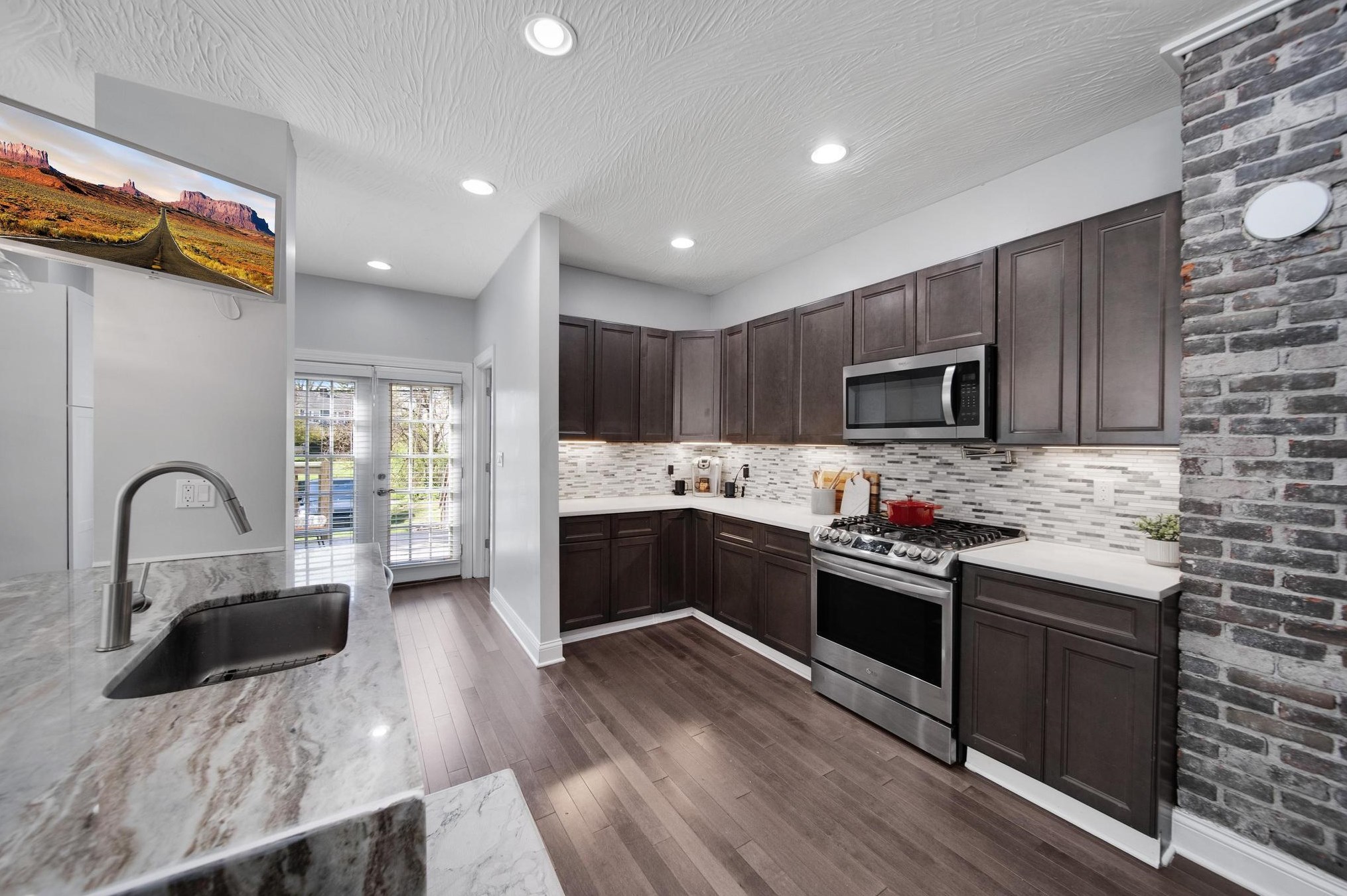 1603 Harvard Ave, Columbus OH 43203-1251 exterior