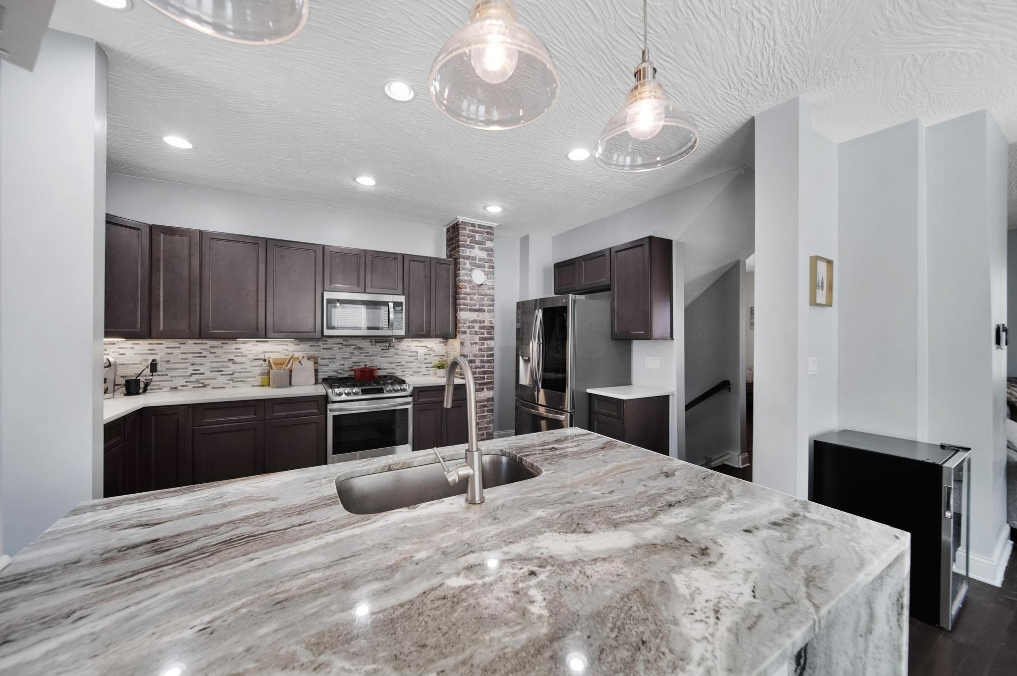 1603 Harvard Ave, Columbus OH 43203-1251 exterior