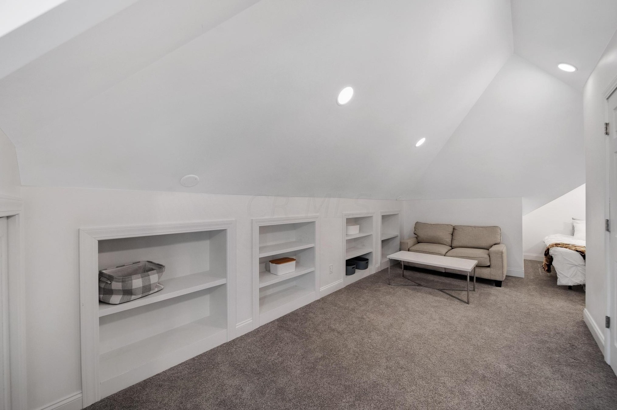 1603 Harvard Ave, Columbus OH 43203-1251 exterior