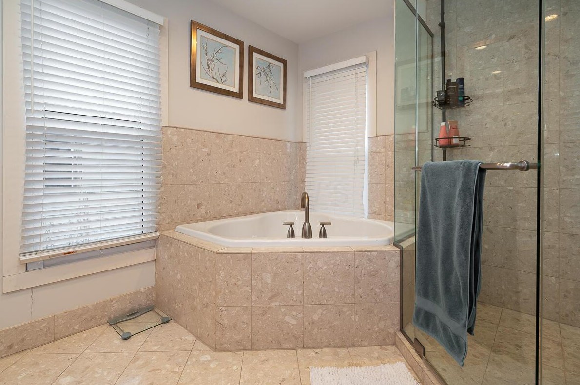 350 Gates St, Columbus OH  43206-3628 exterior