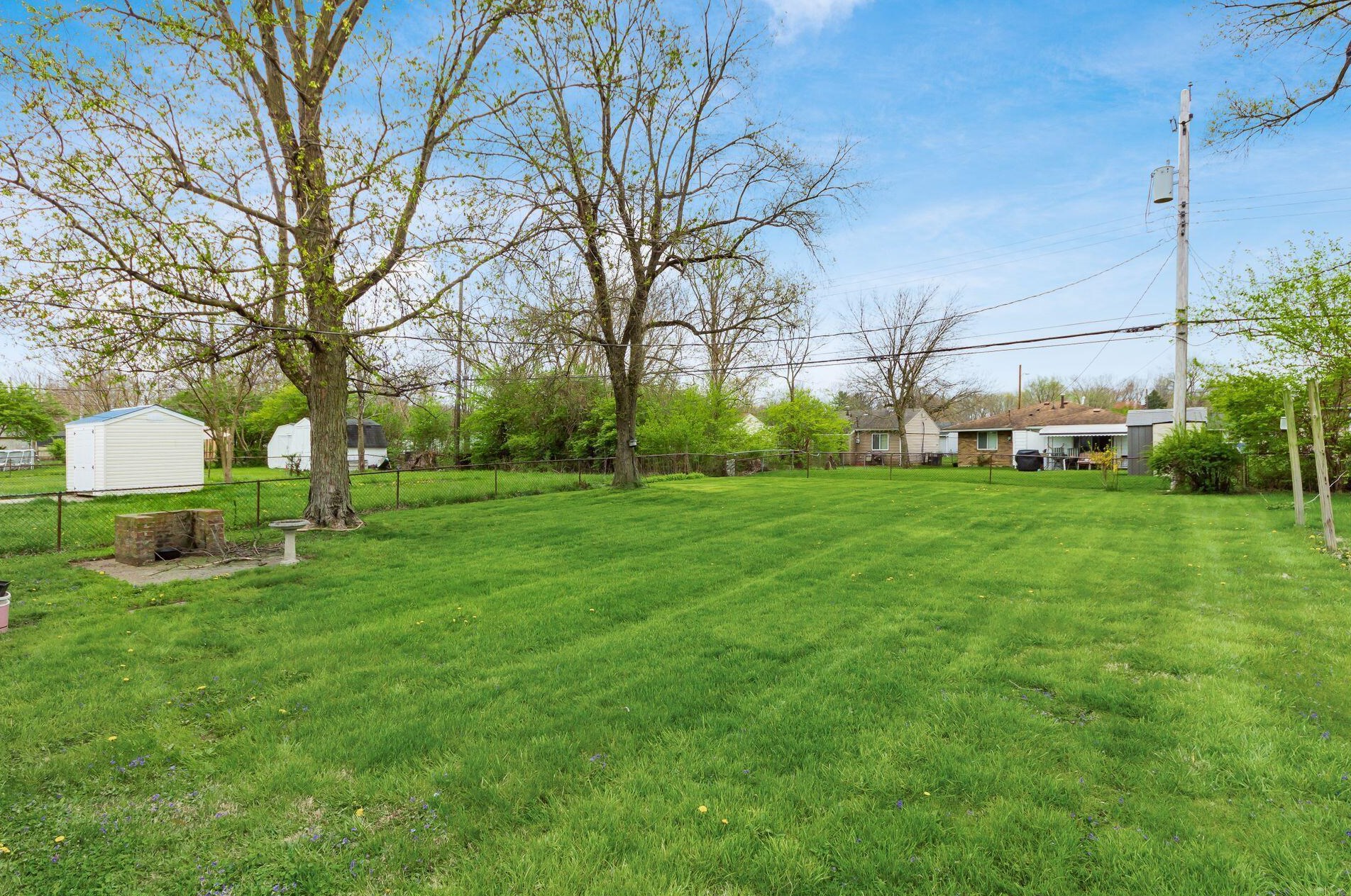 1631 Burley Dr, Columbus OH  43207-2705 exterior