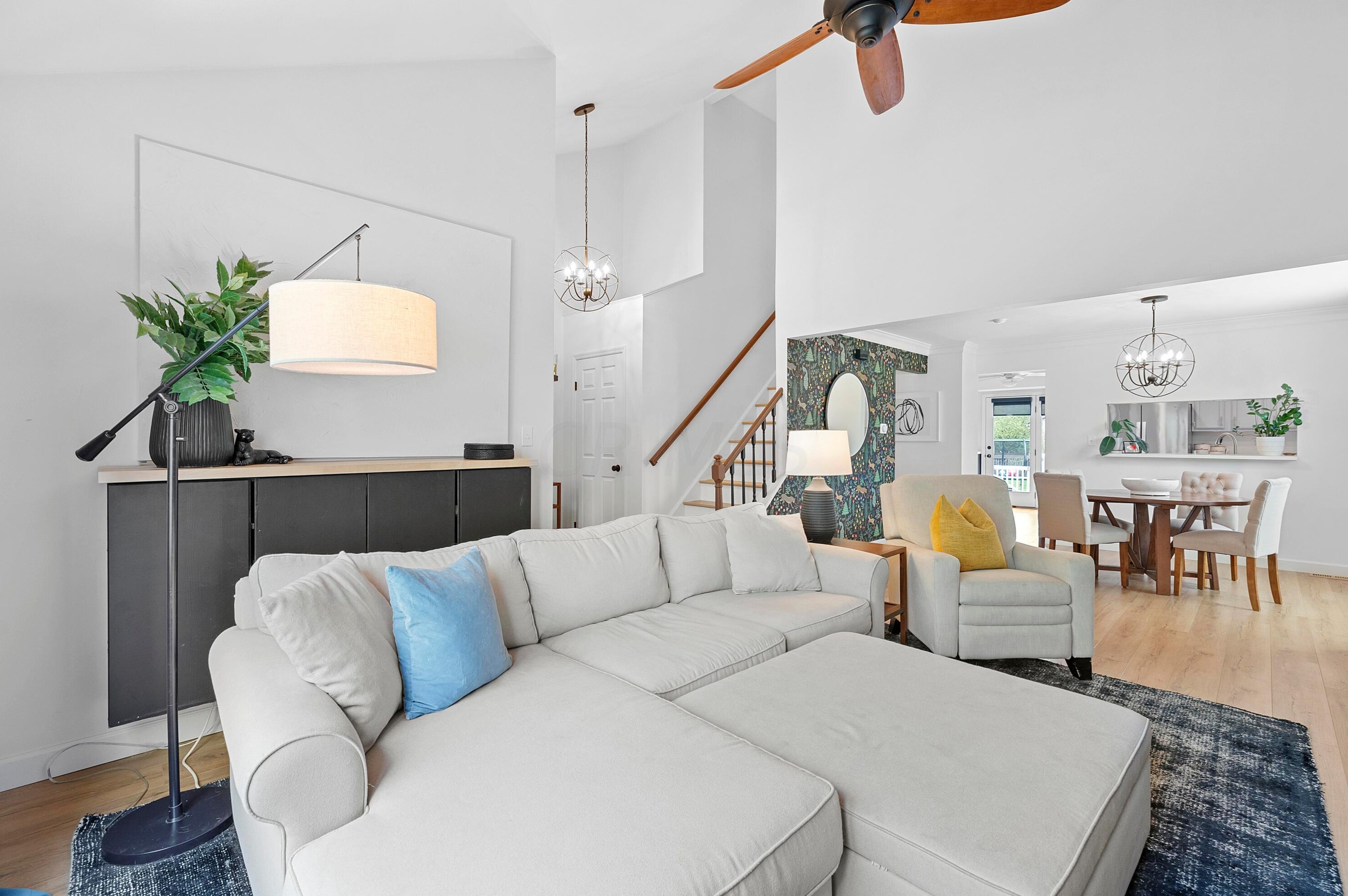 7244 Hopewell Ct, Dublin OH  43017-2899 exterior