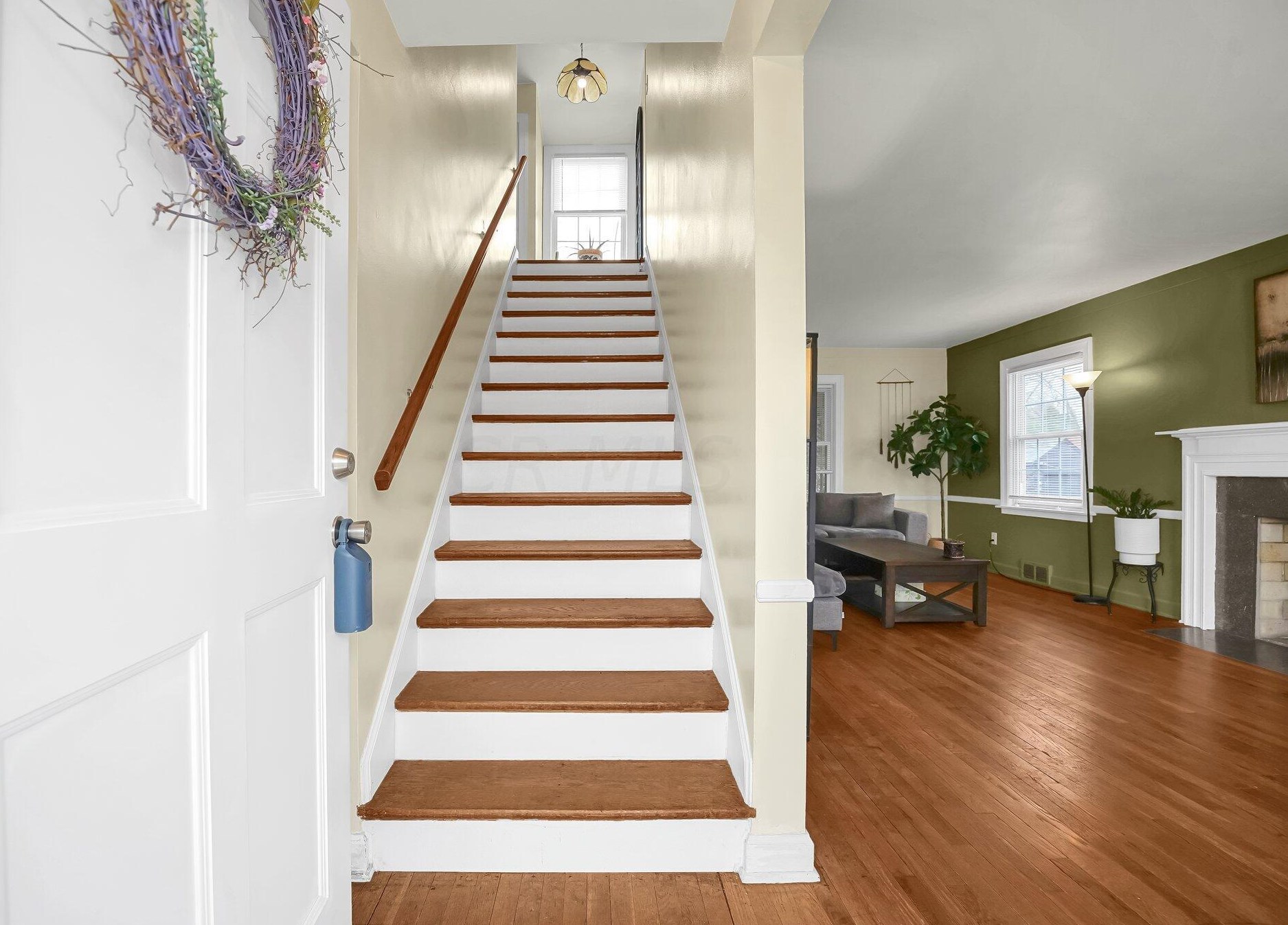 143 Mayfair Blvd, Columbus OH  43213-1610 exterior