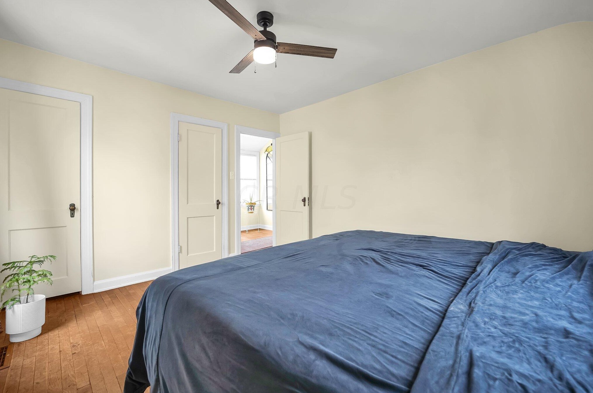 143 Mayfair Blvd, Columbus OH  43213-1610 exterior