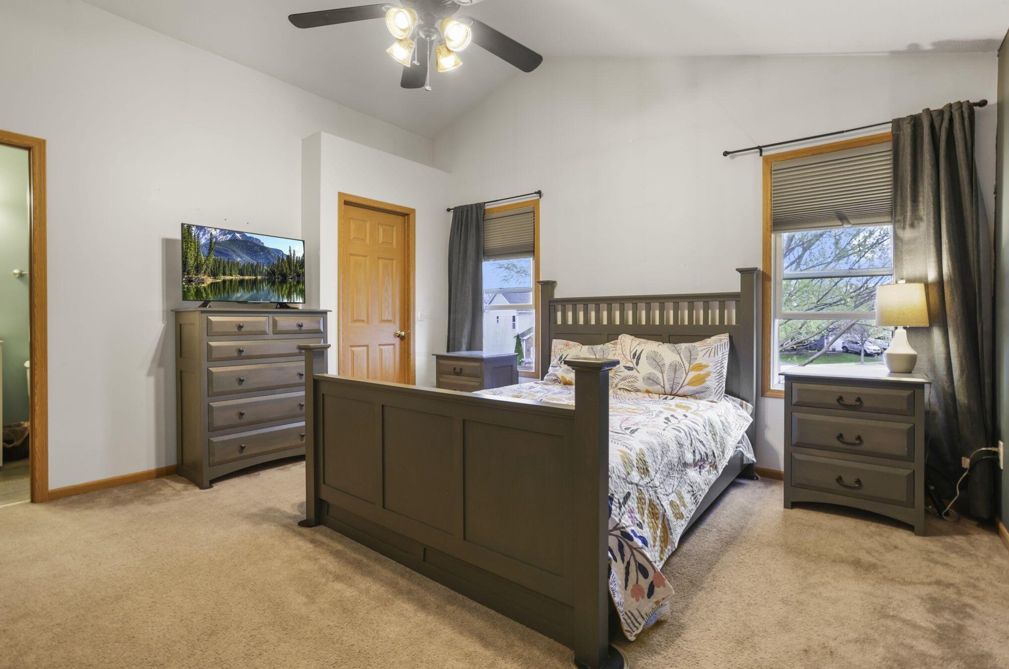 954 Tenbrook Pl, Columbus OH  43228-6386 exterior