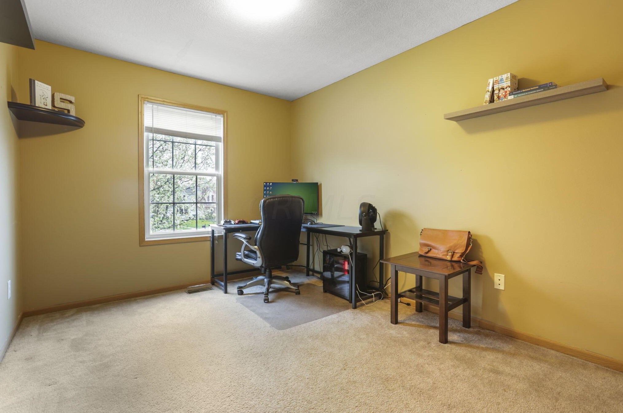 954 Tenbrook Pl, Columbus OH  43228-6386 exterior