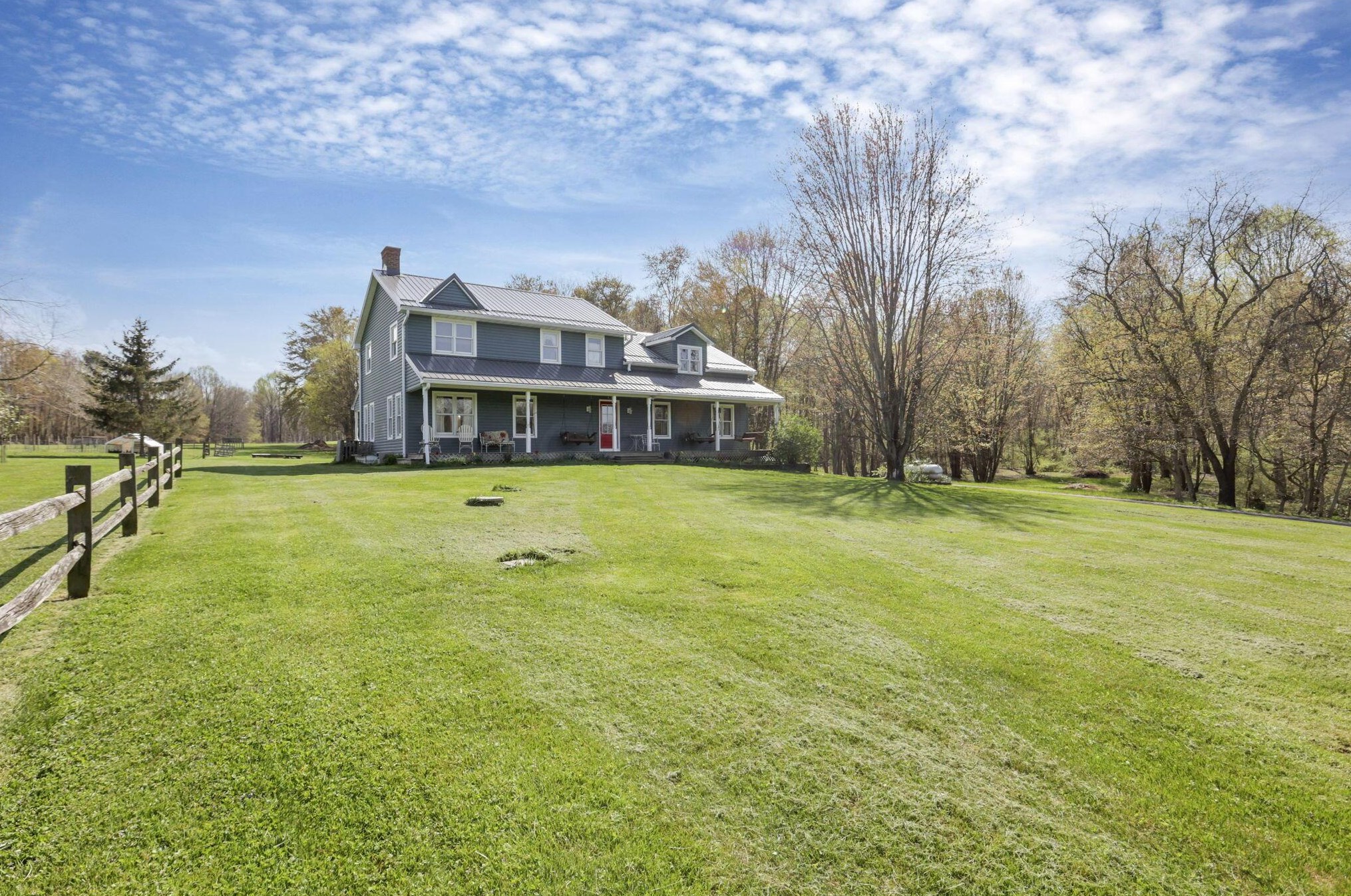 562 Stump Holw Rd, Lancaster OH 43130-9036 exterior