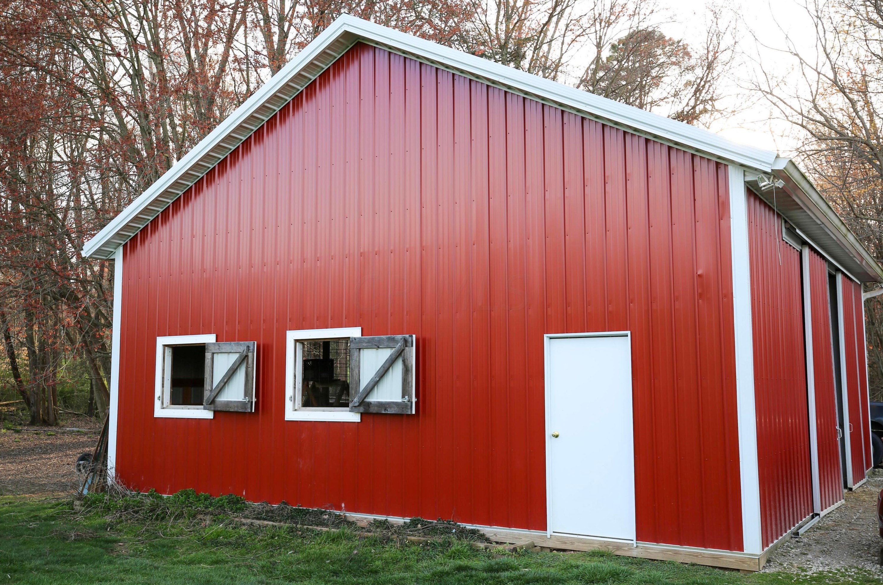 562 Stump Holw Rd, Lancaster OH 43130-9036 exterior