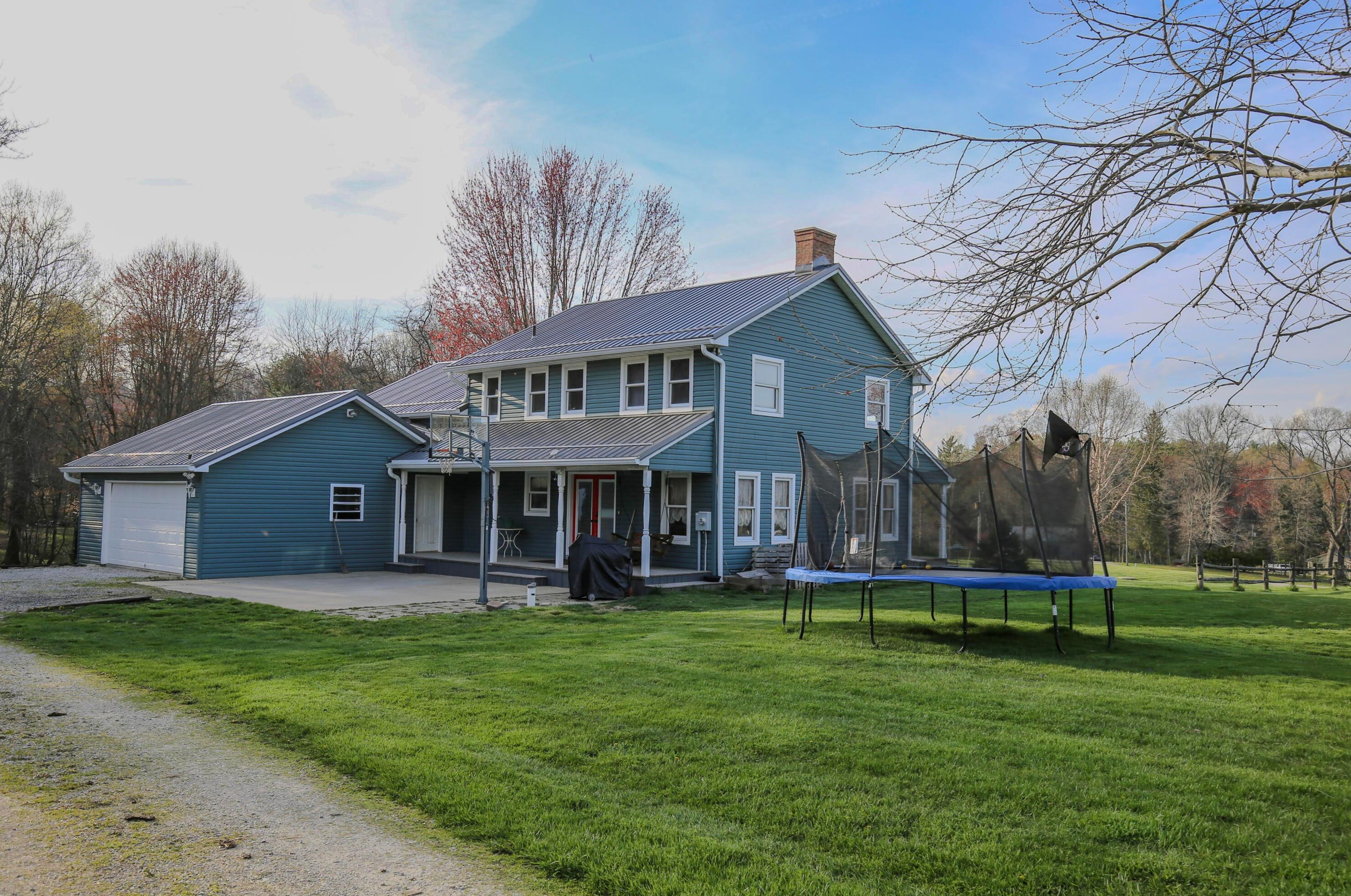 562 Stump Holw Rd, Lancaster OH 43130-9036 exterior