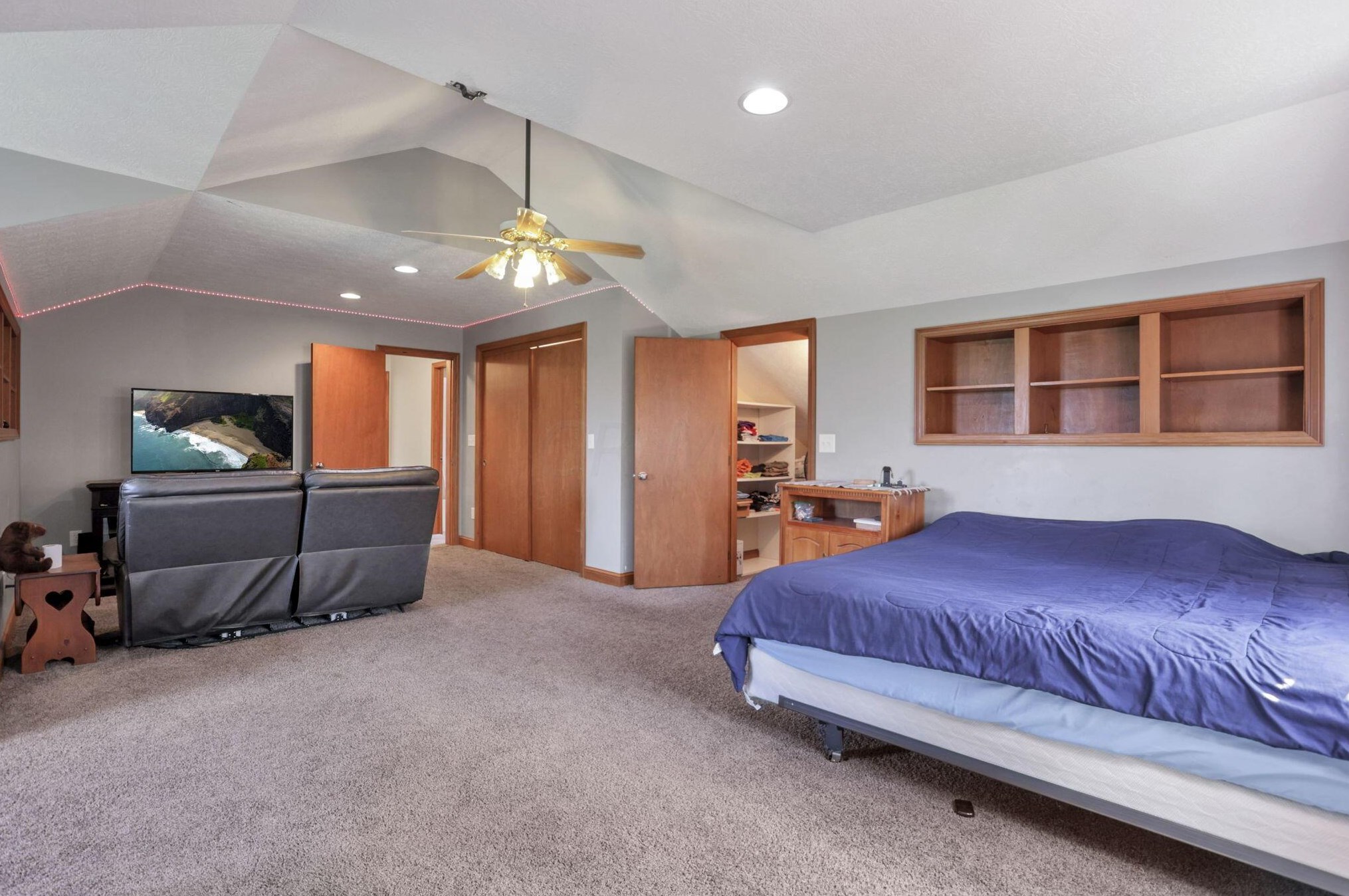 562 Stump Holw Rd, Lancaster OH 43130-9036 exterior