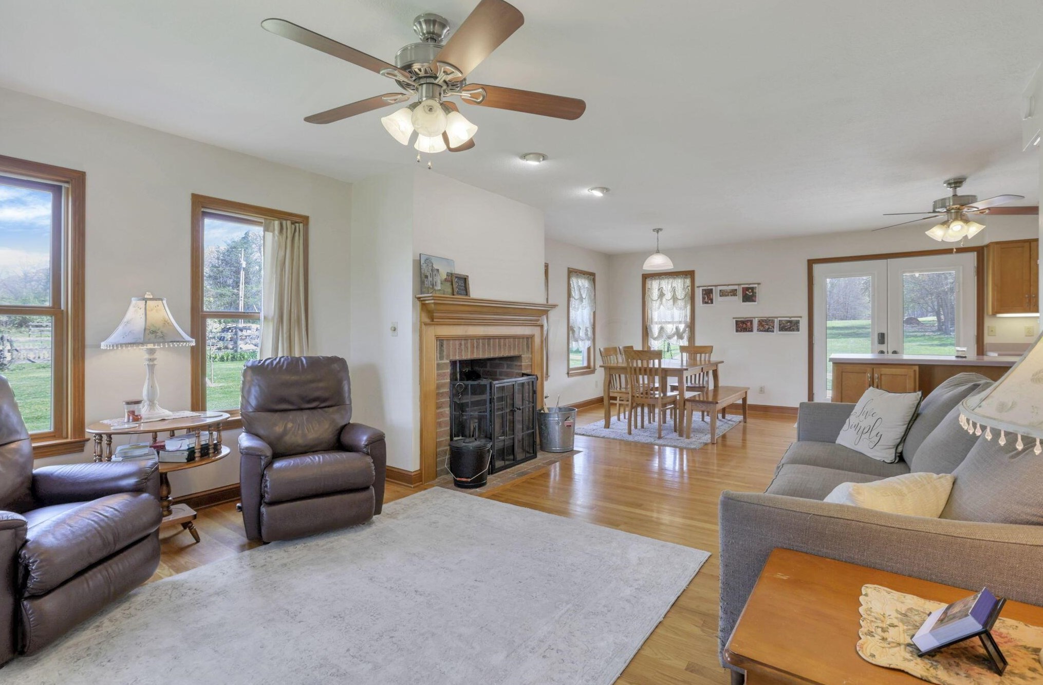 562 Stump Holw Rd, Lancaster OH 43130-9036 exterior