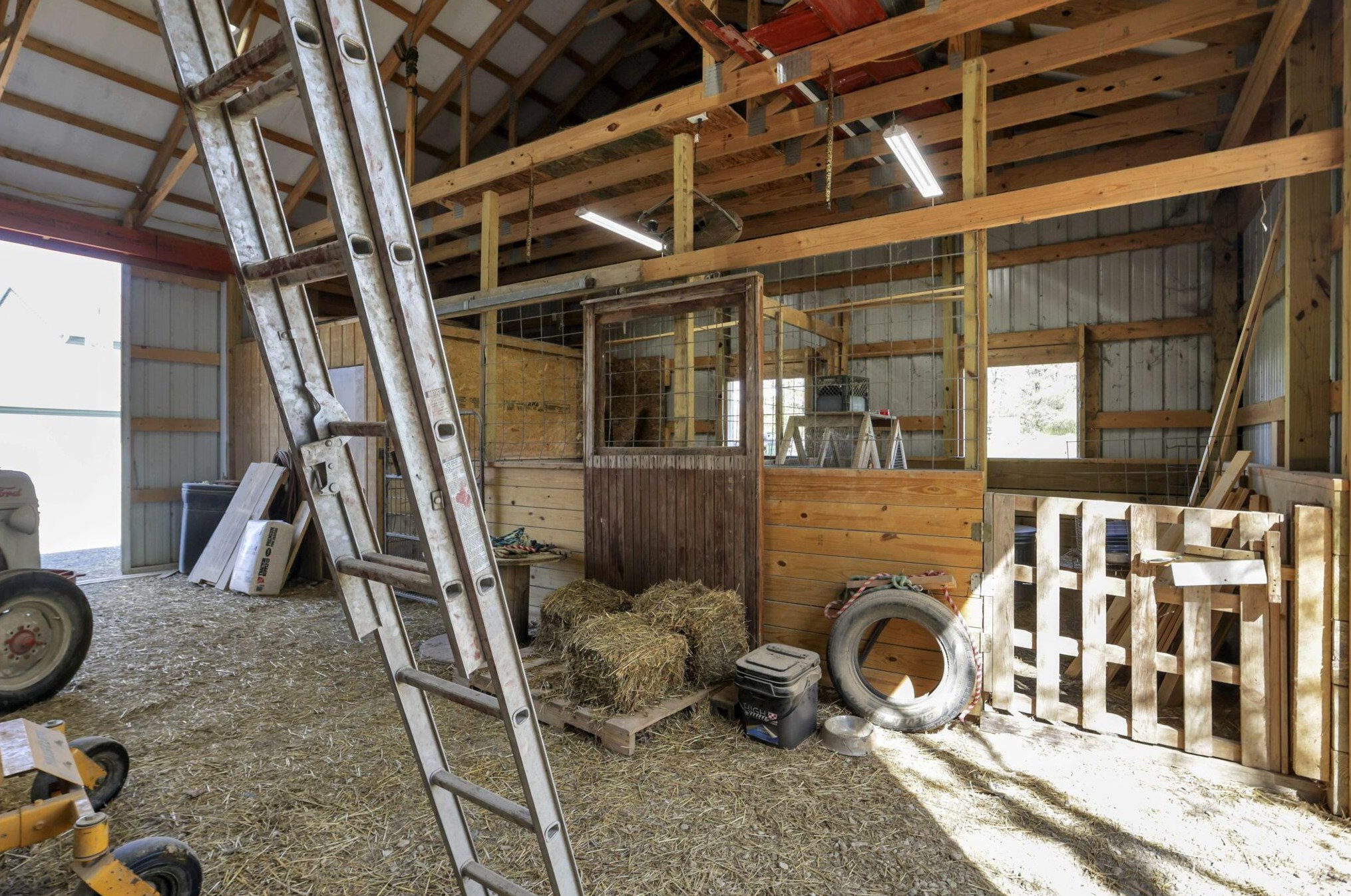 562 Stump Holw Rd, Lancaster OH 43130-9036 exterior