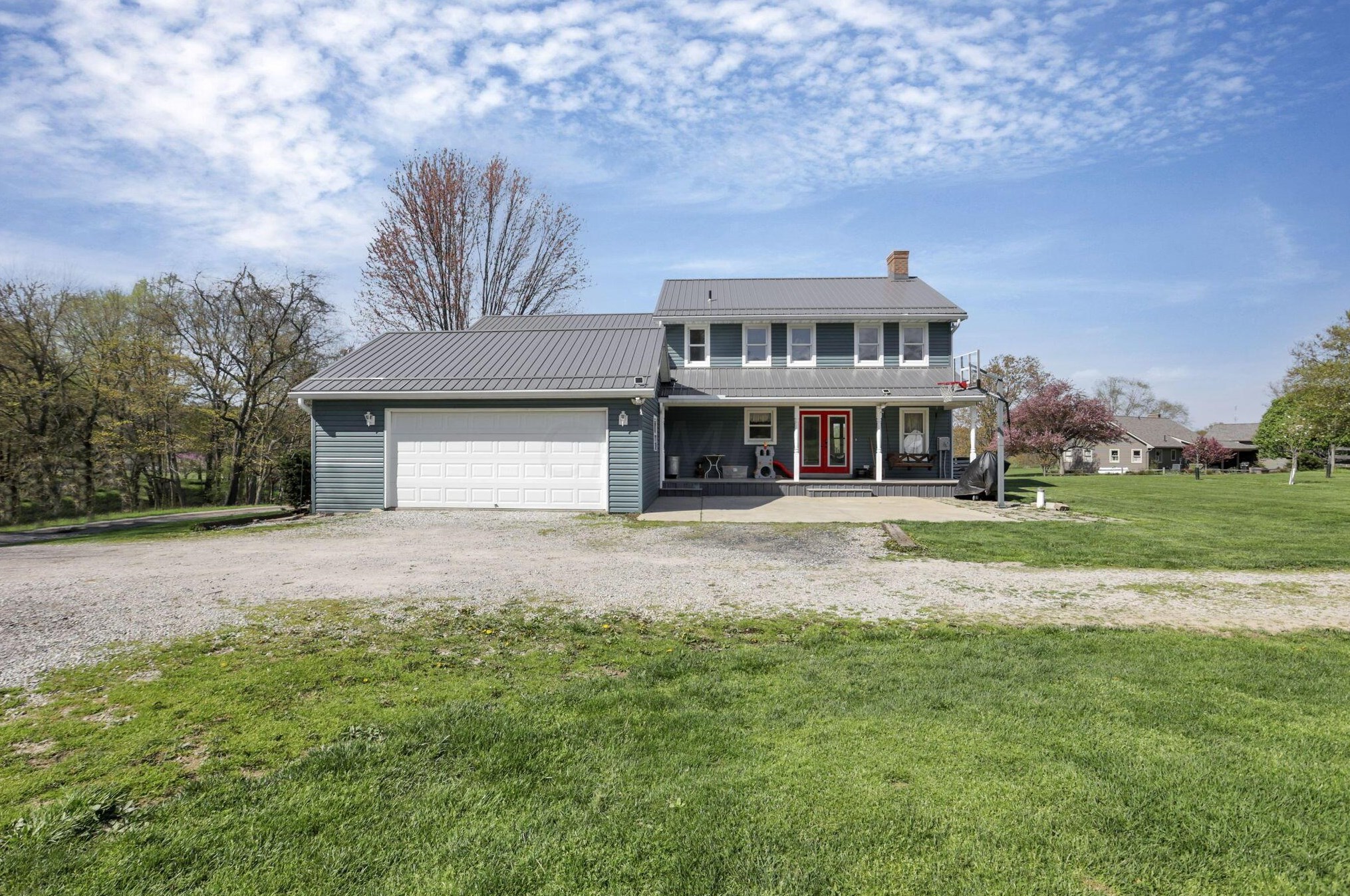 562 Stump Holw Rd, Lancaster OH 43130-9036 exterior