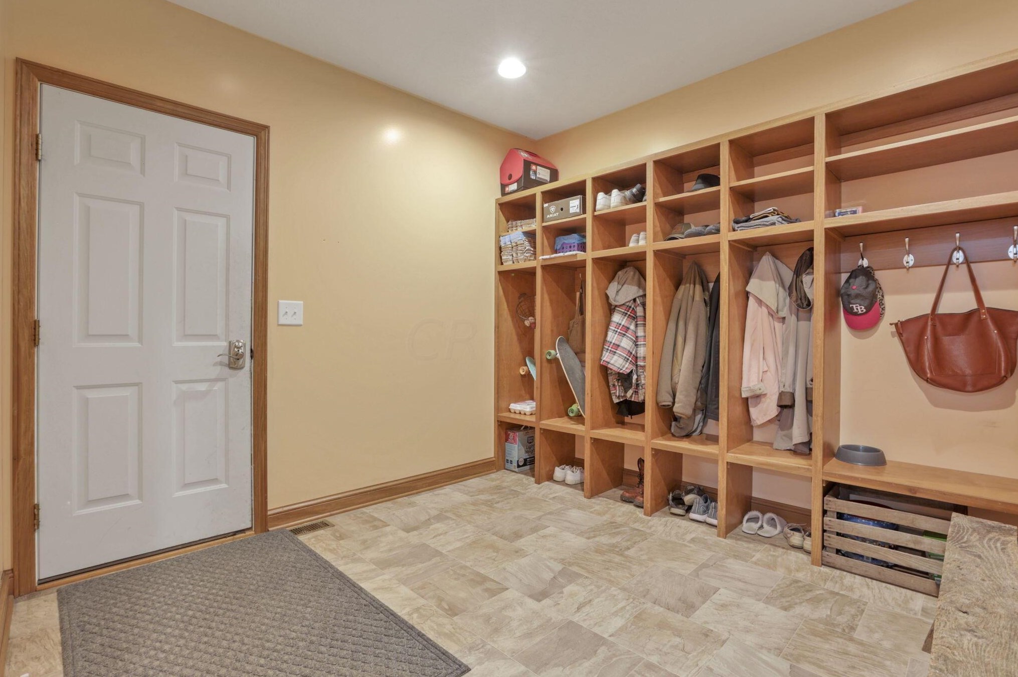 562 Stump Holw Rd, Lancaster OH 43130-9036 exterior