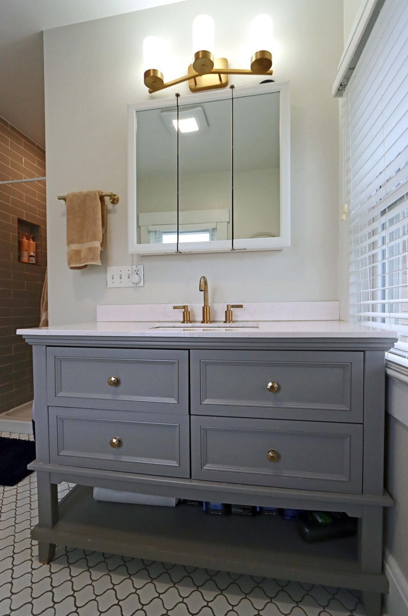 51 Lincoln St, Westerville OH  43081-1519 exterior