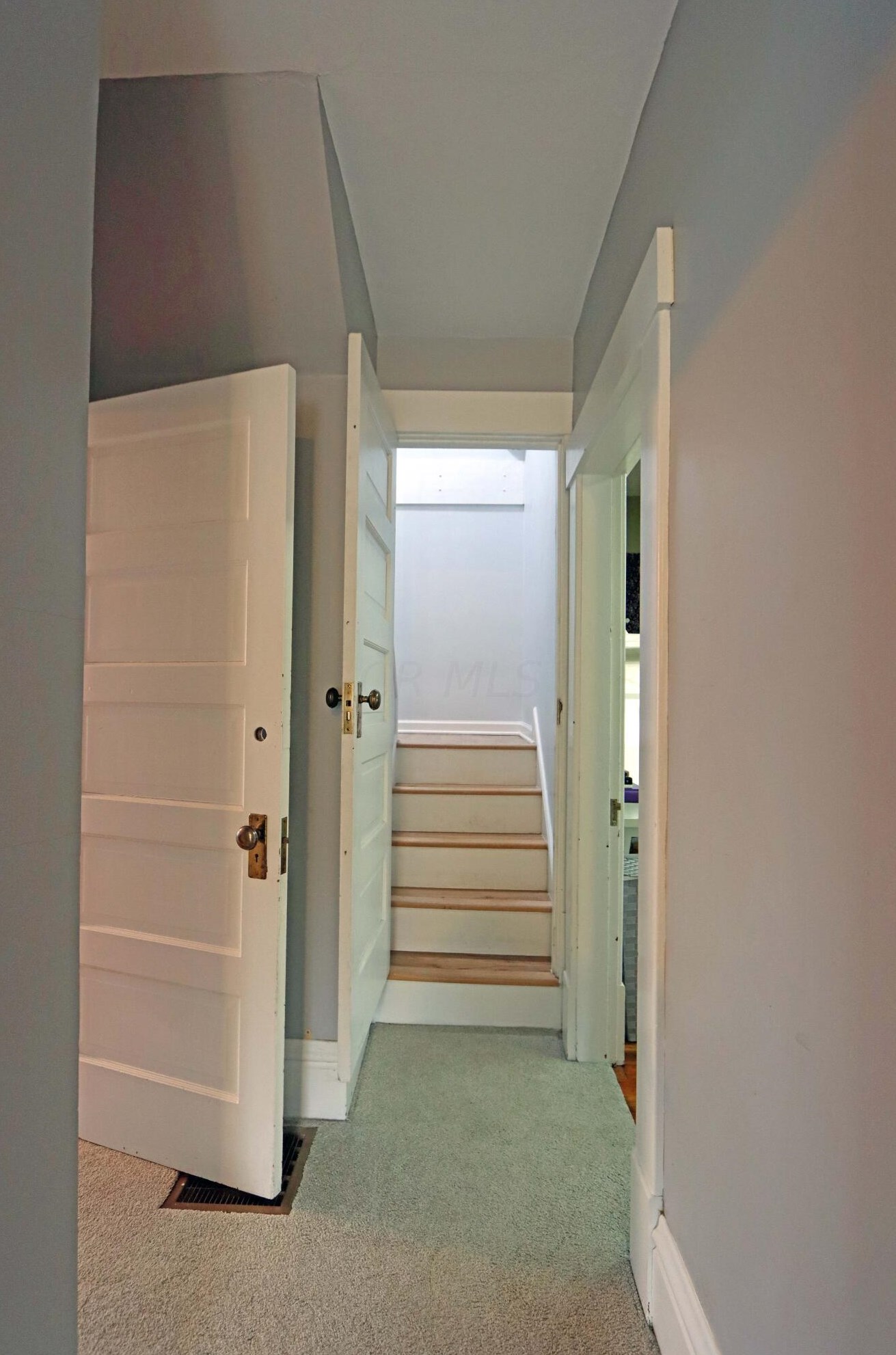 51 Lincoln St, Westerville OH  43081-1519 exterior