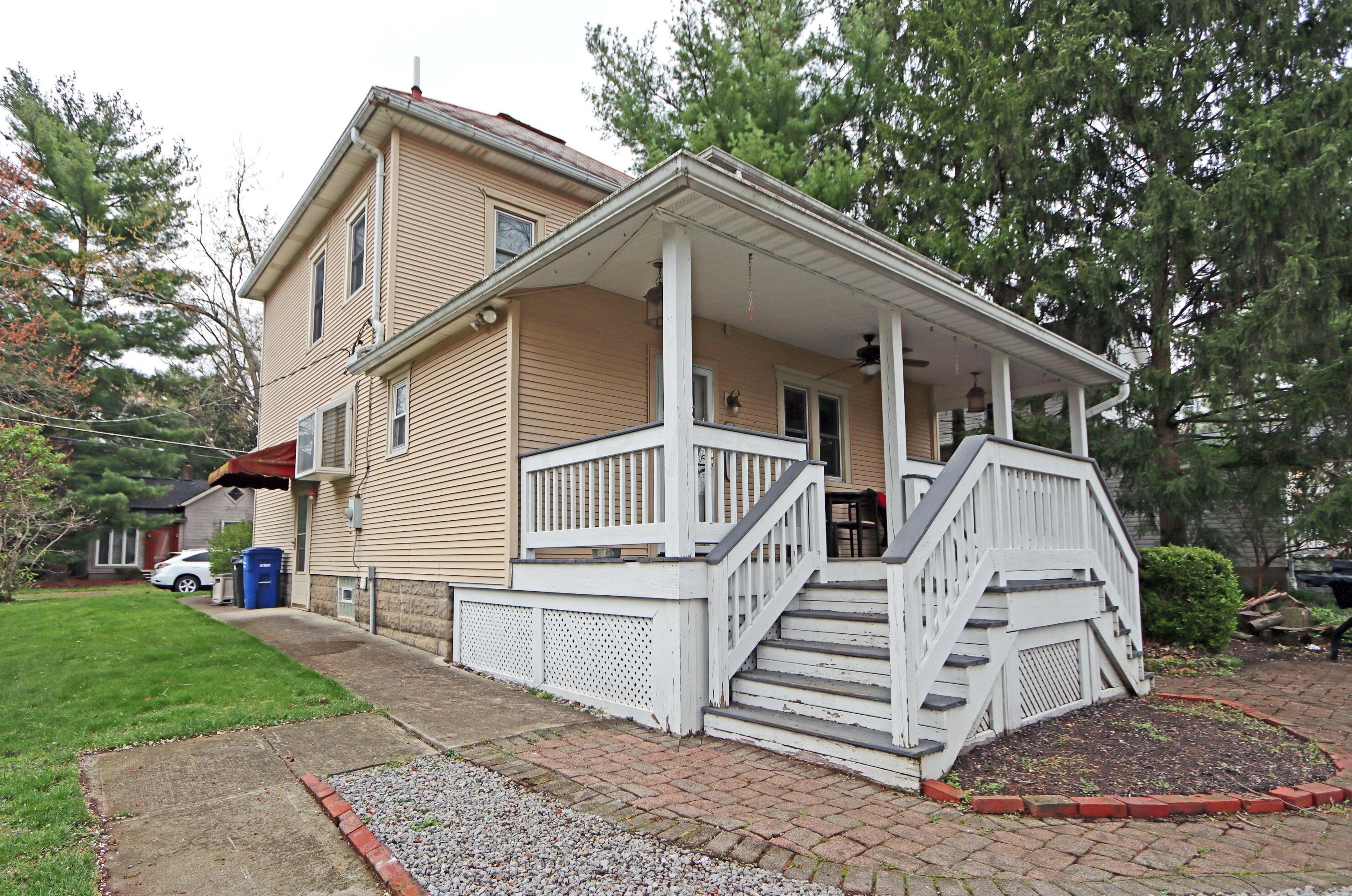 51 Lincoln St, Westerville OH  43081-1519 exterior