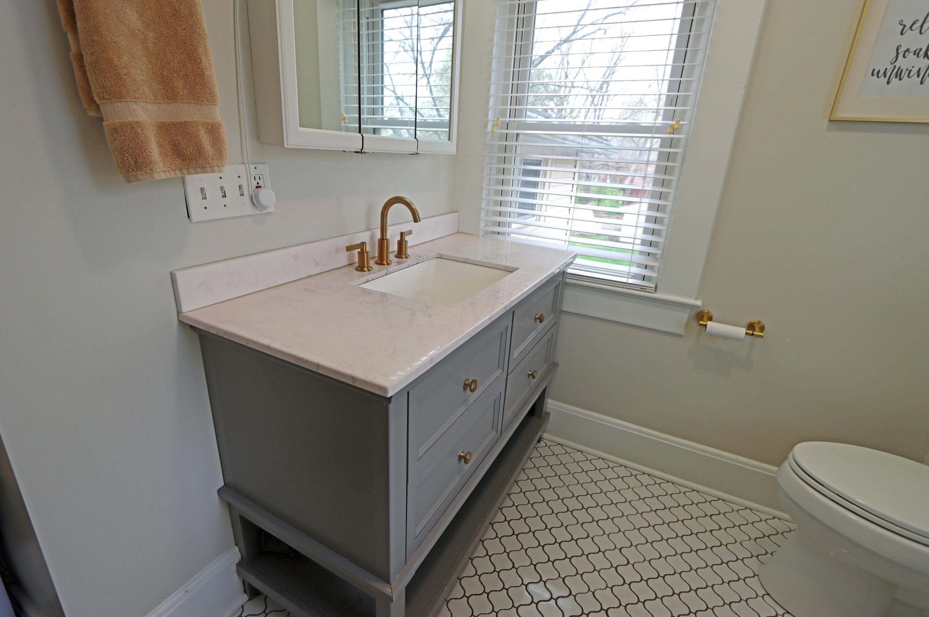 51 Lincoln St, Westerville OH  43081-1519 exterior