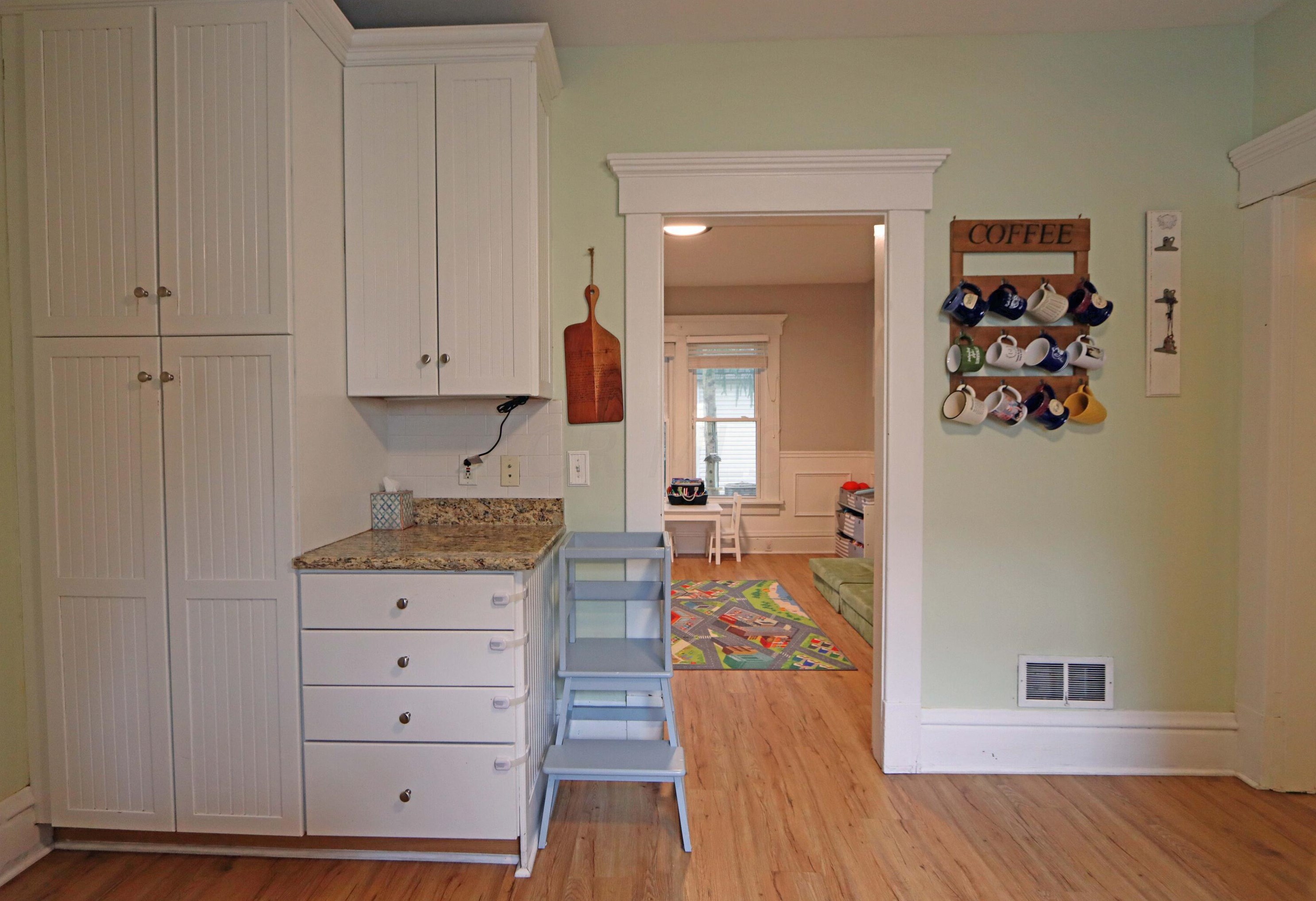 51 Lincoln St, Westerville OH  43081-1519 exterior