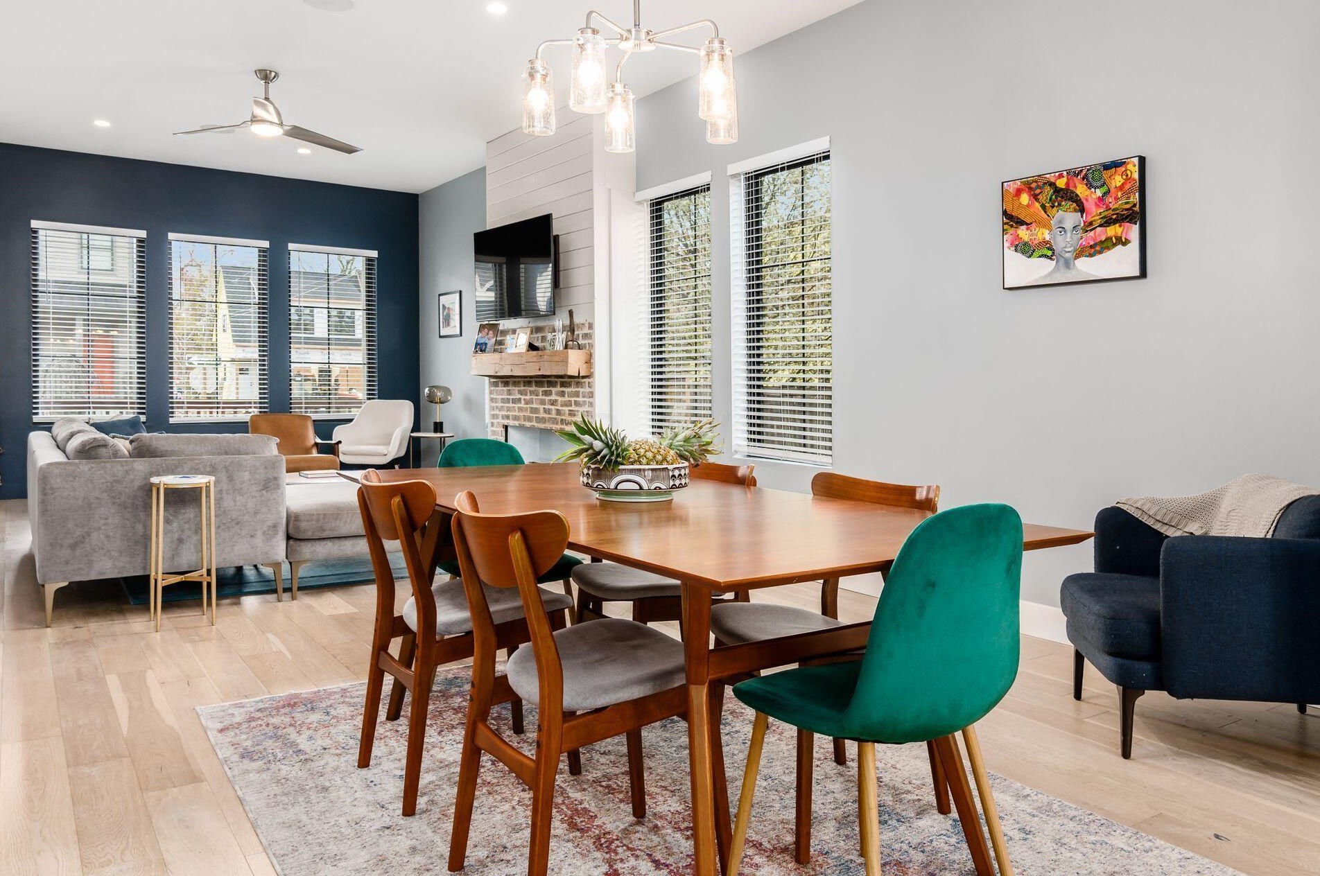 210 Ohio Ave, Columbus OH  43203-1568 exterior