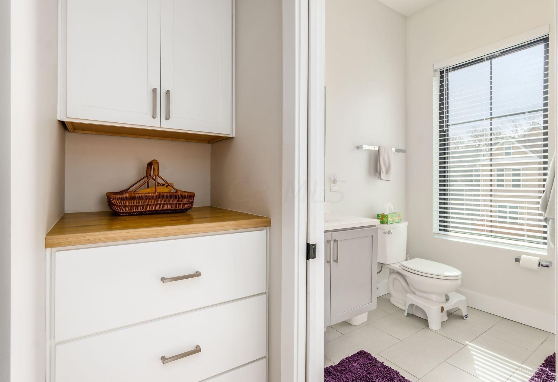 210 Ohio Ave, Columbus OH  43203-1568 exterior