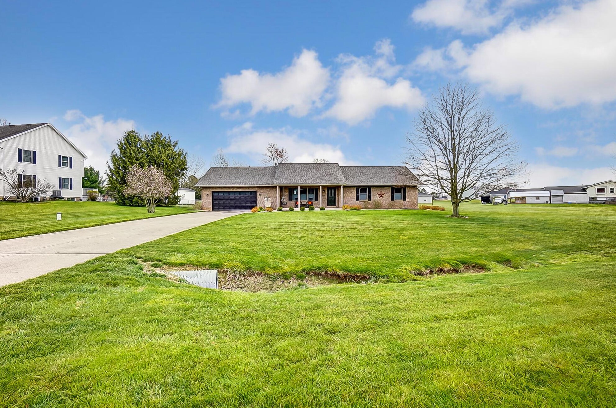 3519 Hanson Ct, Springfield OH  45504-4366 exterior