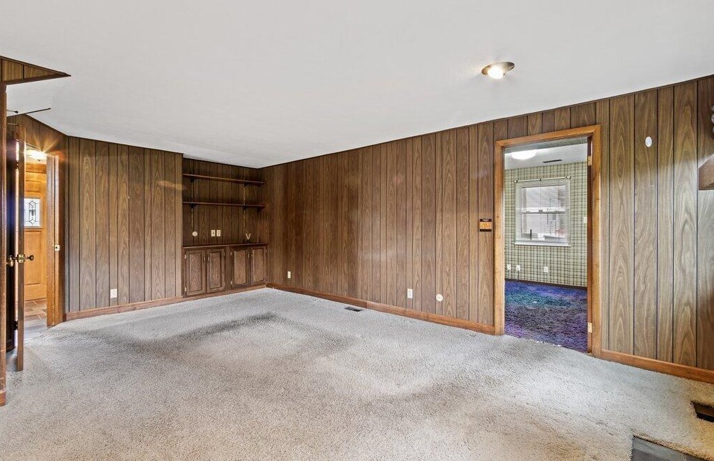 5861 Effingham Rd, Columbus OH 43213-3347 exterior