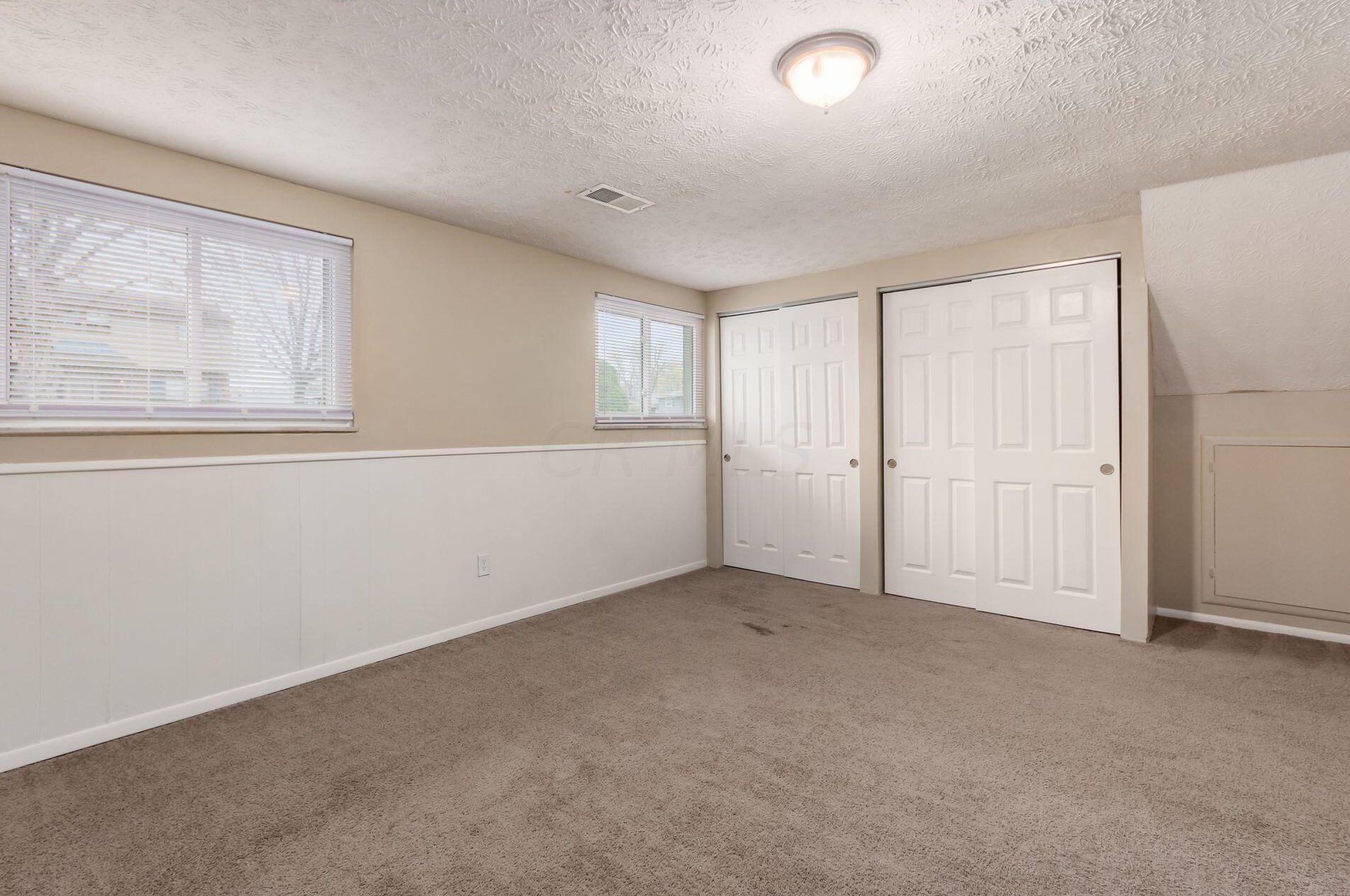 2970 Upton Rd, Columbus OH  43232-5240 exterior