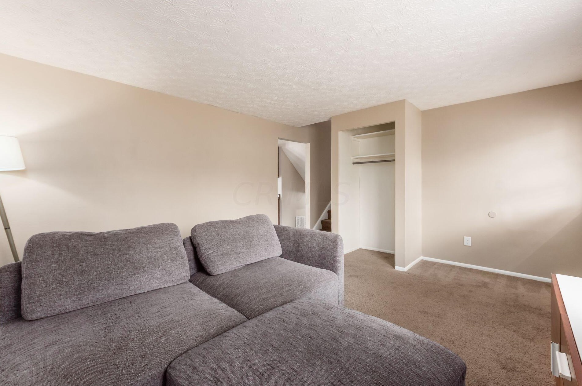 2970 Upton Rd, Columbus OH  43232-5240 exterior