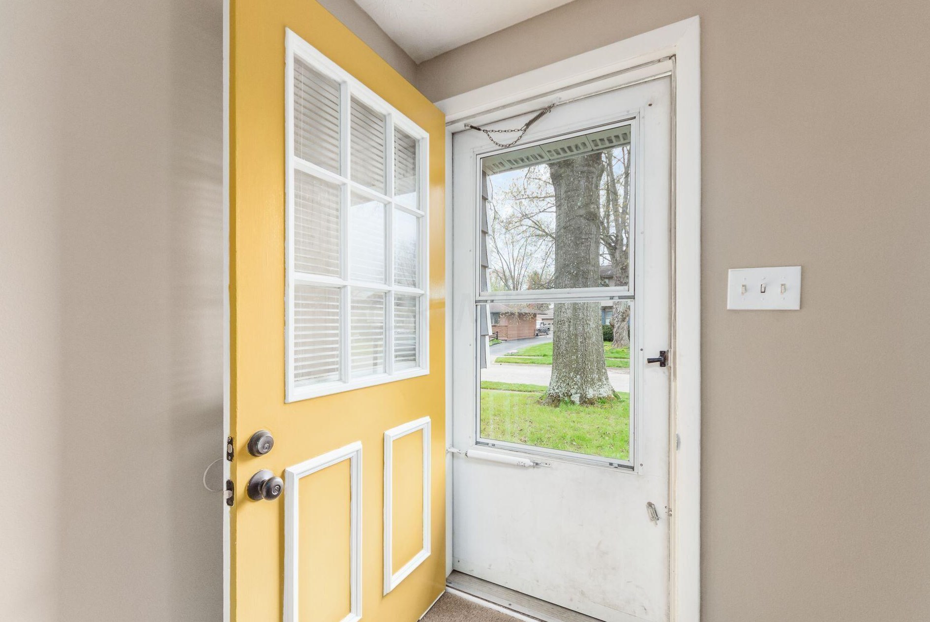 2970 Upton Rd, Columbus OH  43232-5240 exterior