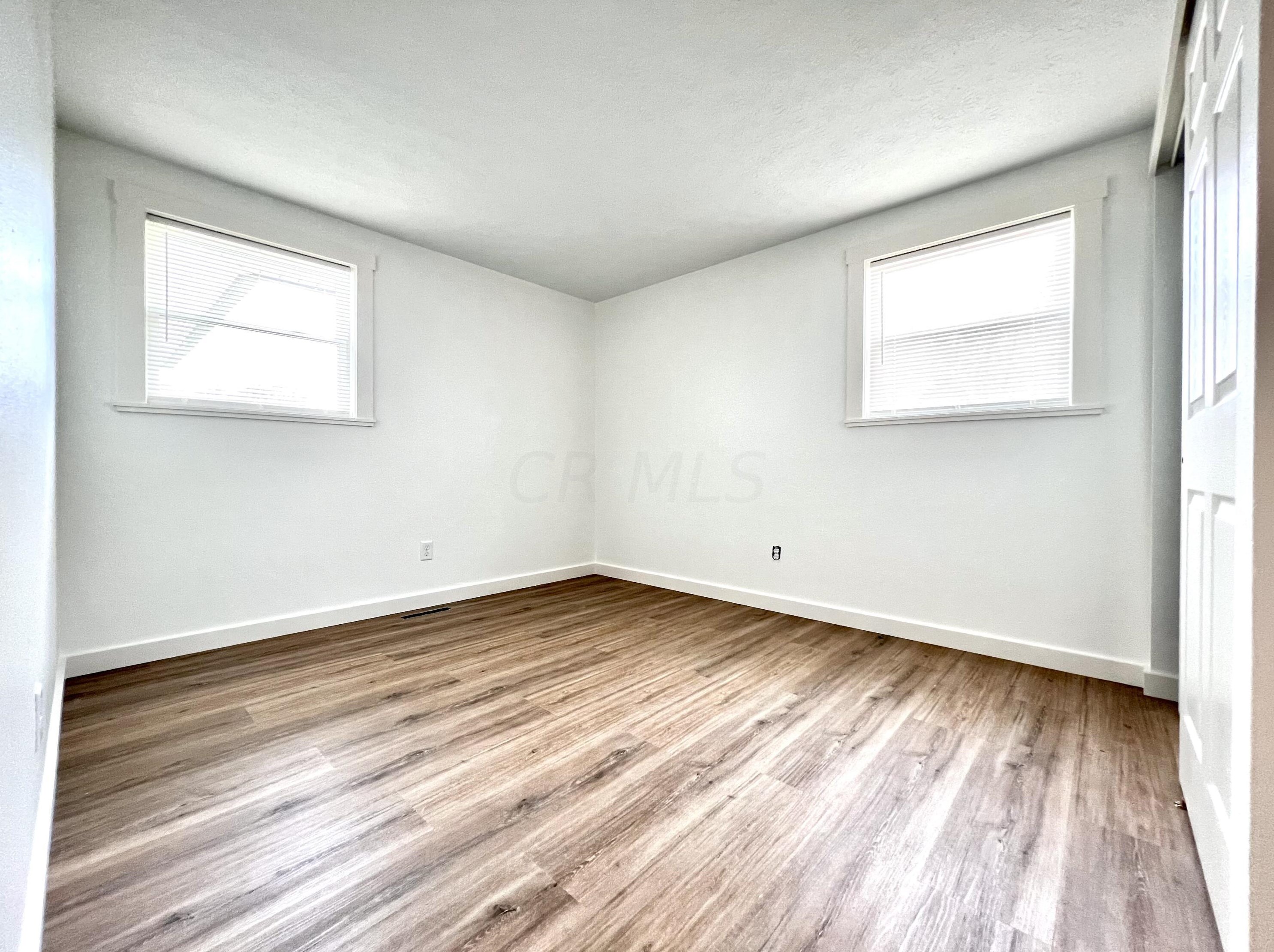 961 Melwood Dr, Columbus OH  43228-3523 exterior