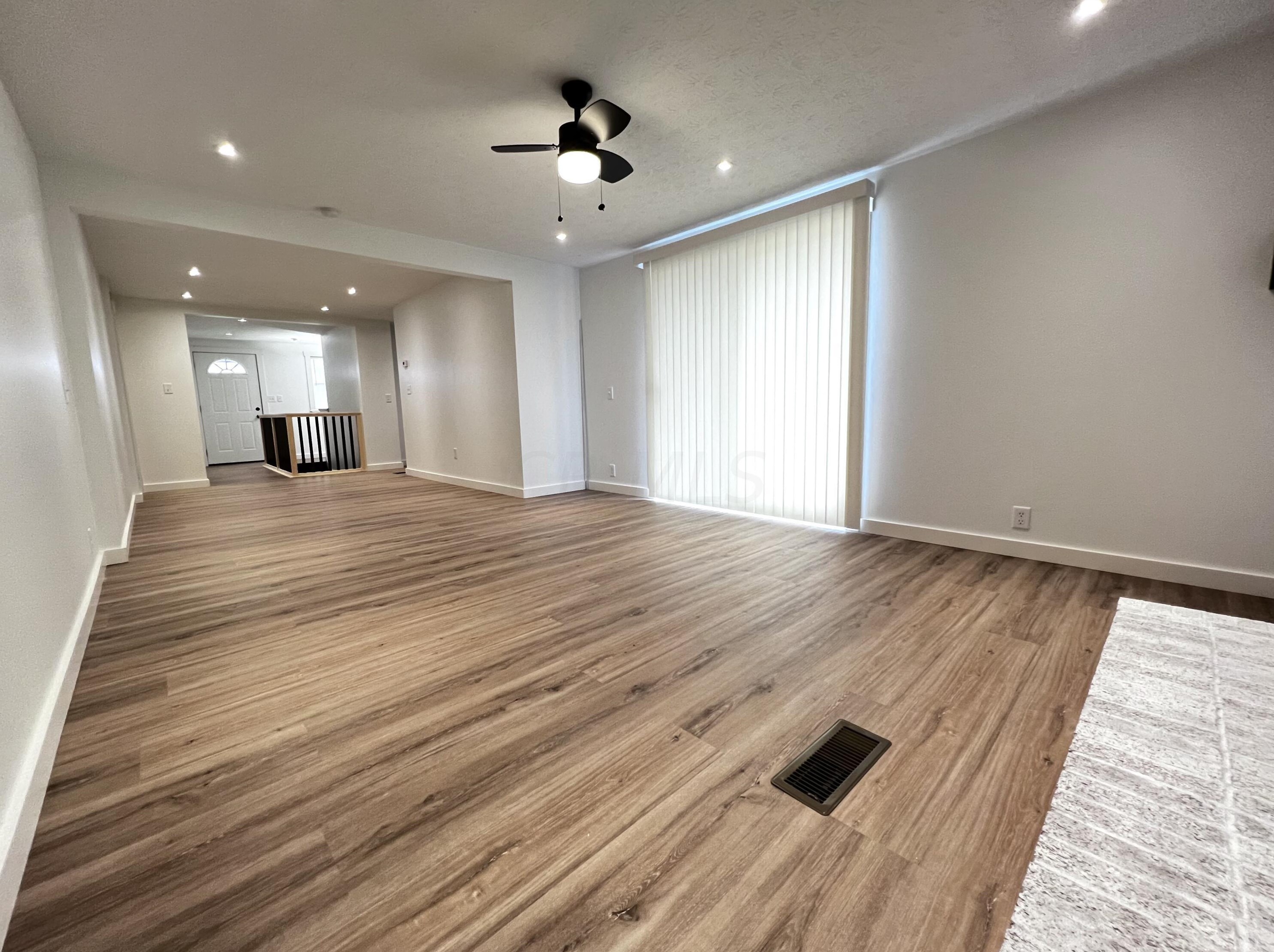 961 Melwood Dr, Columbus OH  43228-3523 exterior