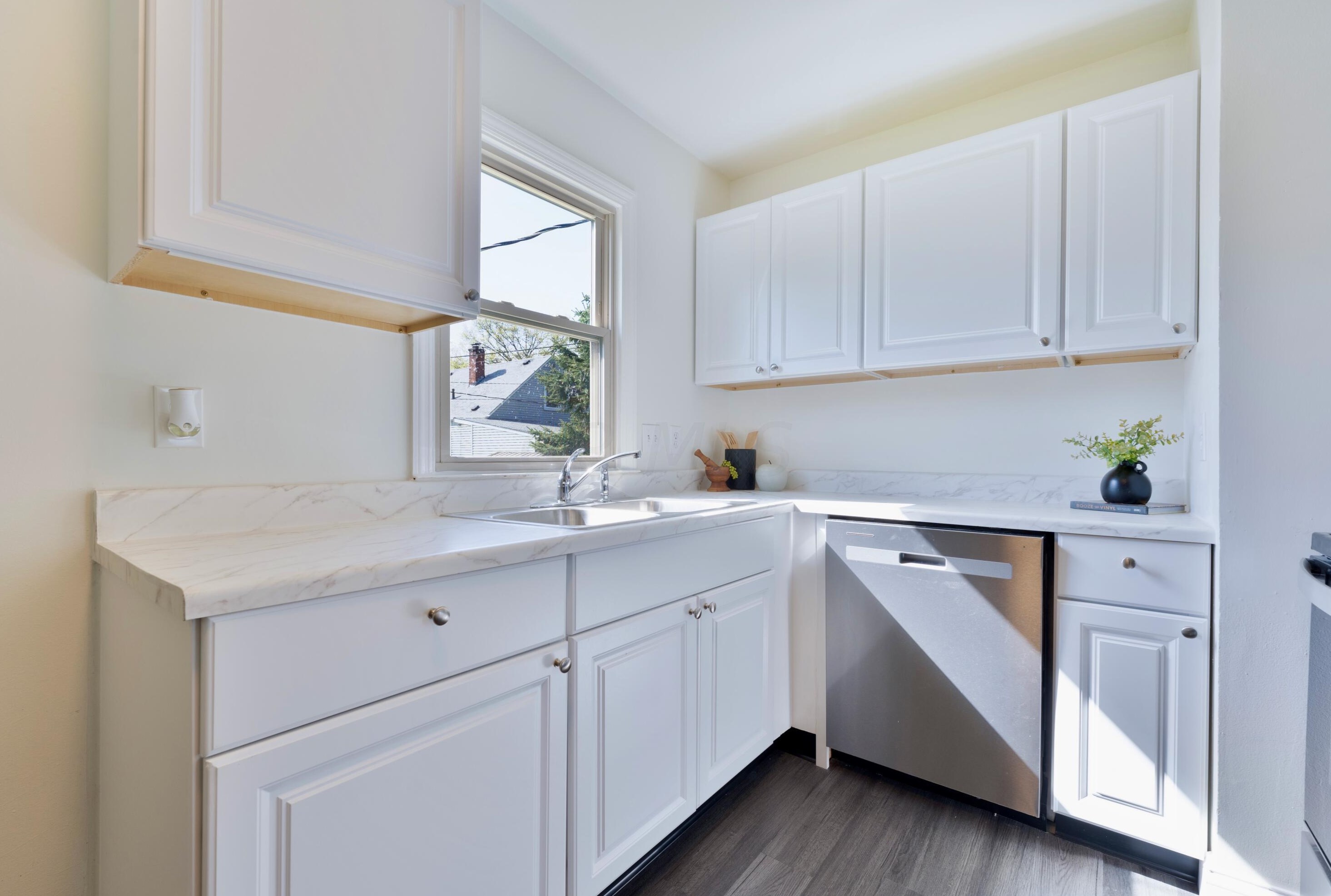 3035 Audubon Rd, Columbus OH 43211-1152 exterior