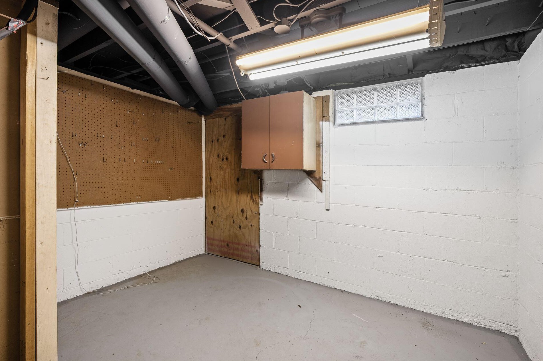 3035 Audubon Rd, Columbus OH 43211-1152 exterior