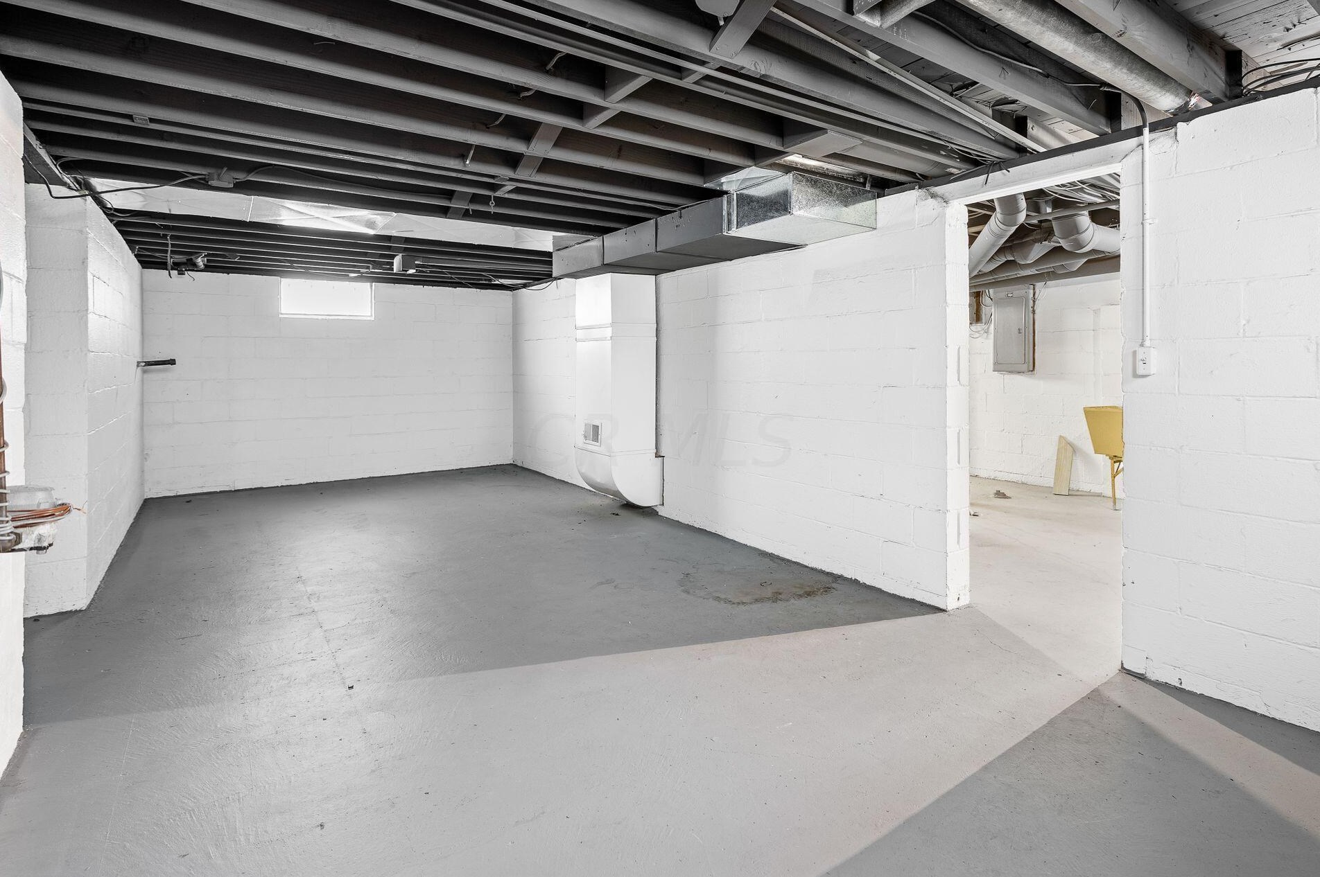 3035 Audubon Rd, Columbus OH 43211-1152 exterior