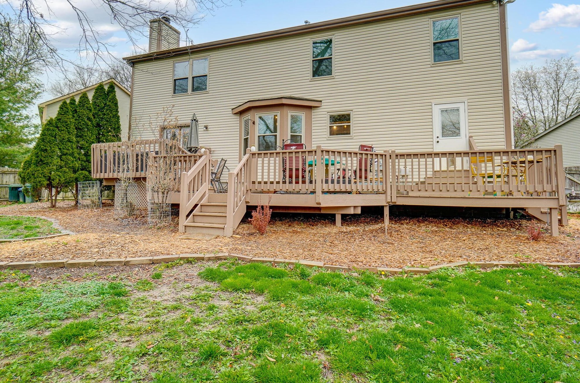 739 Taylor Ct, Delaware OH  43015-1191 exterior