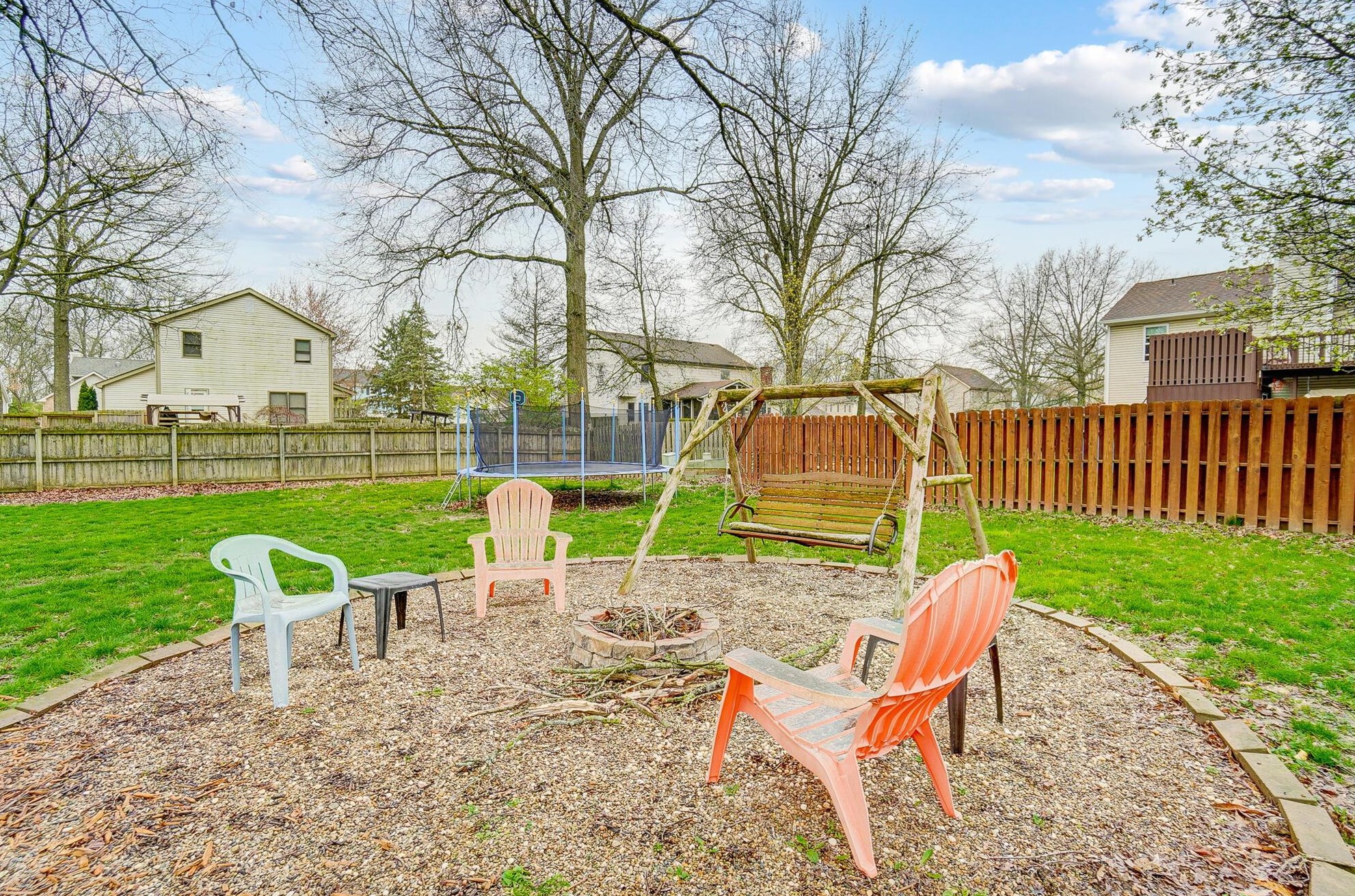 739 Taylor Ct, Delaware OH  43015-1191 exterior