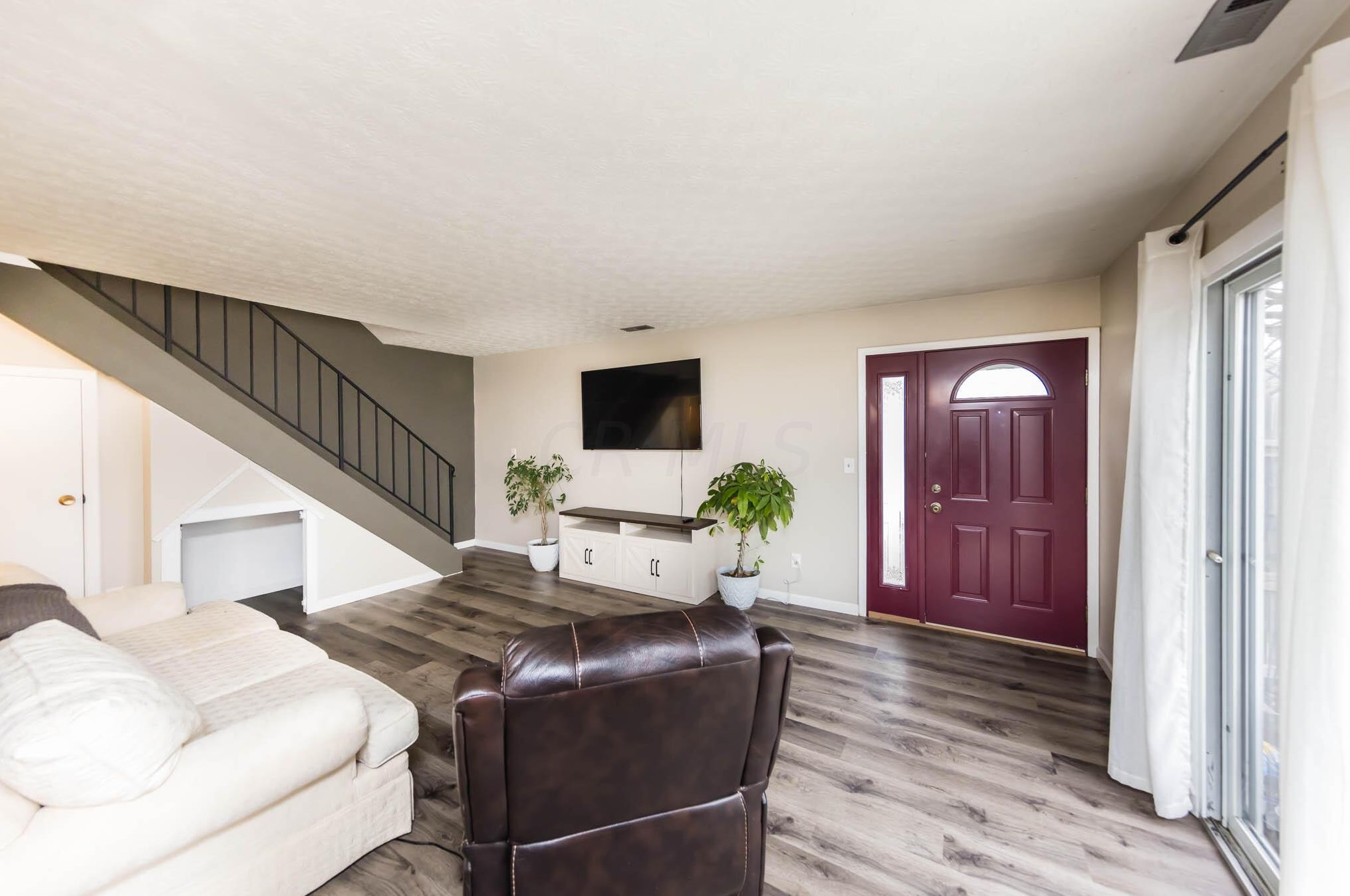 2420 Briers Dr, Columbus OH 43209-3301 exterior