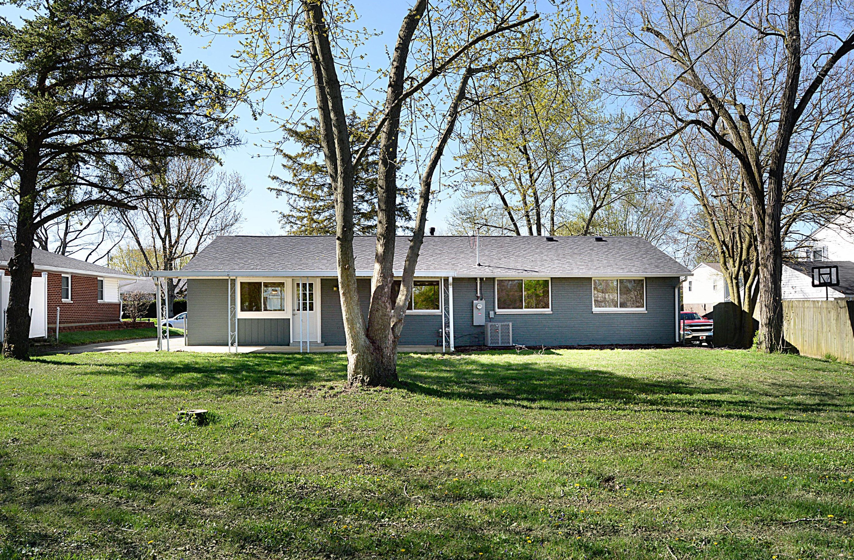 6515 Lemans Ln, Dayton OH  45424-3421 exterior