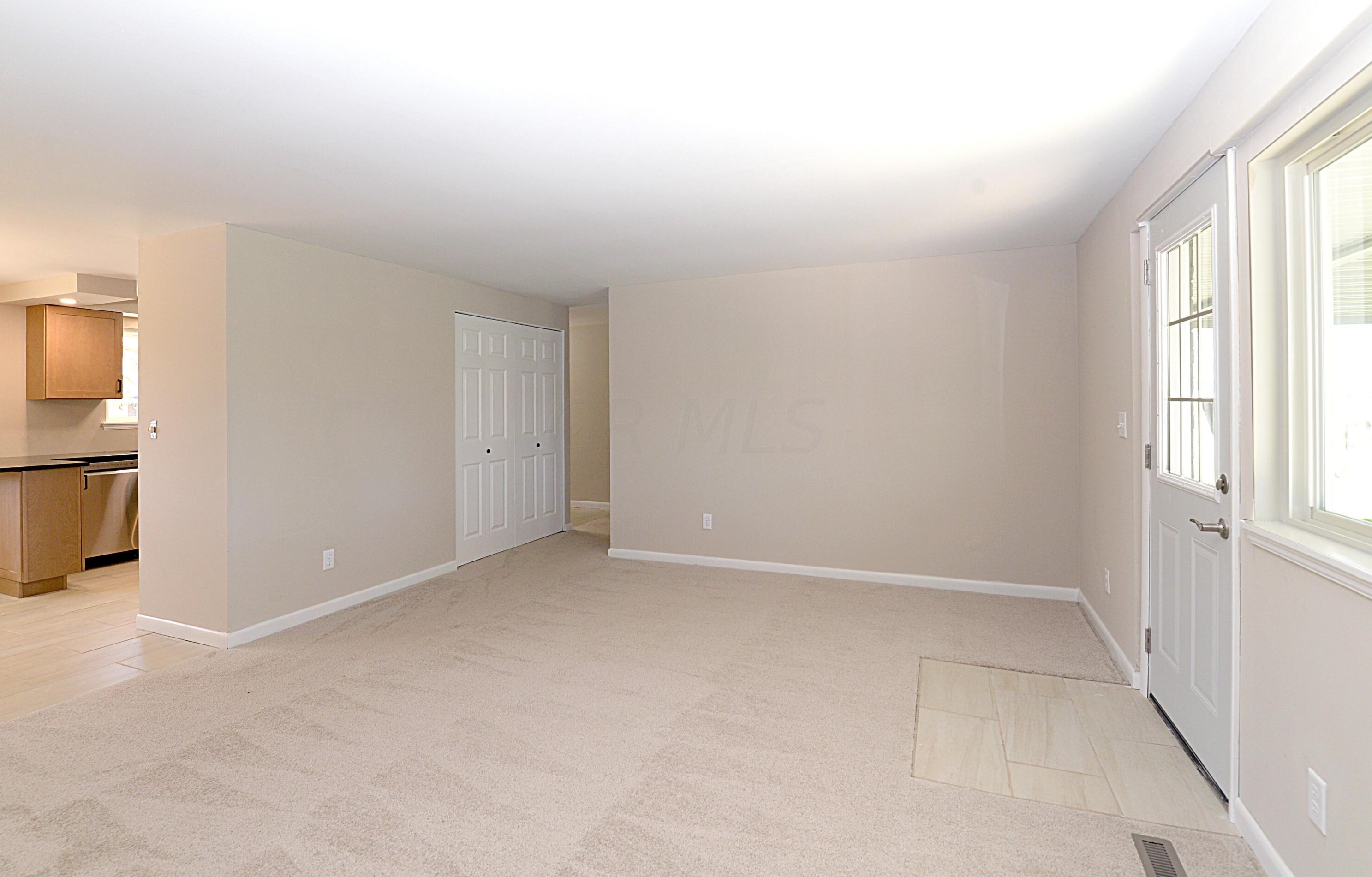 6515 Lemans Ln, Dayton OH  45424-3421 exterior