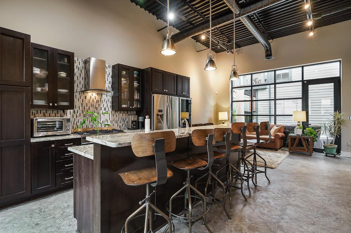 847 Kerr St, Columbus OH  43215-1462 exterior