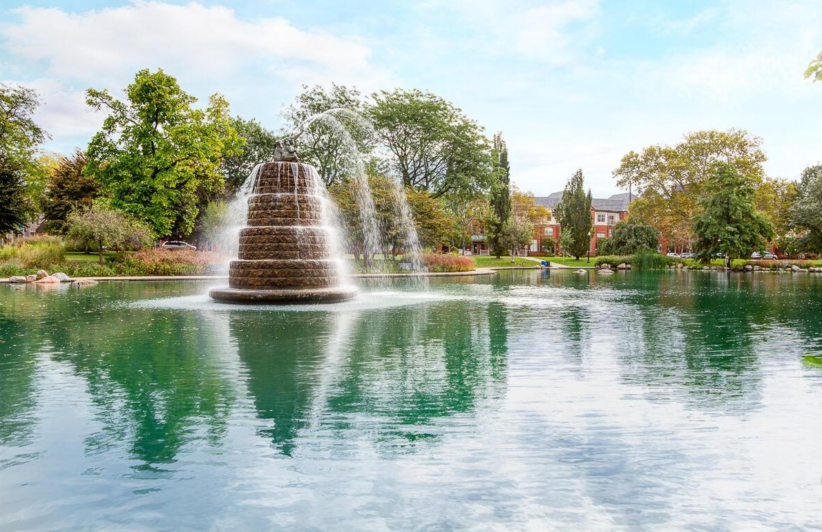 847 Kerr St, Columbus OH  43215-1462 exterior