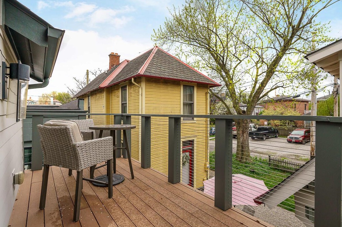 847 Kerr St, Columbus OH  43215-1462 exterior