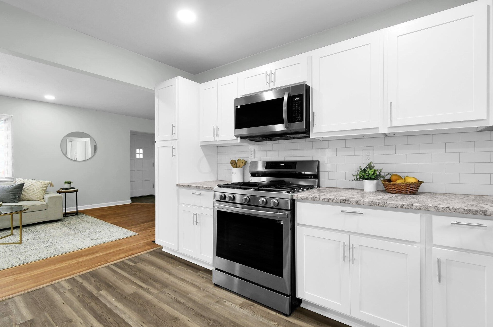 205 Ashburton Rd, Columbus OH 43213-2240 exterior