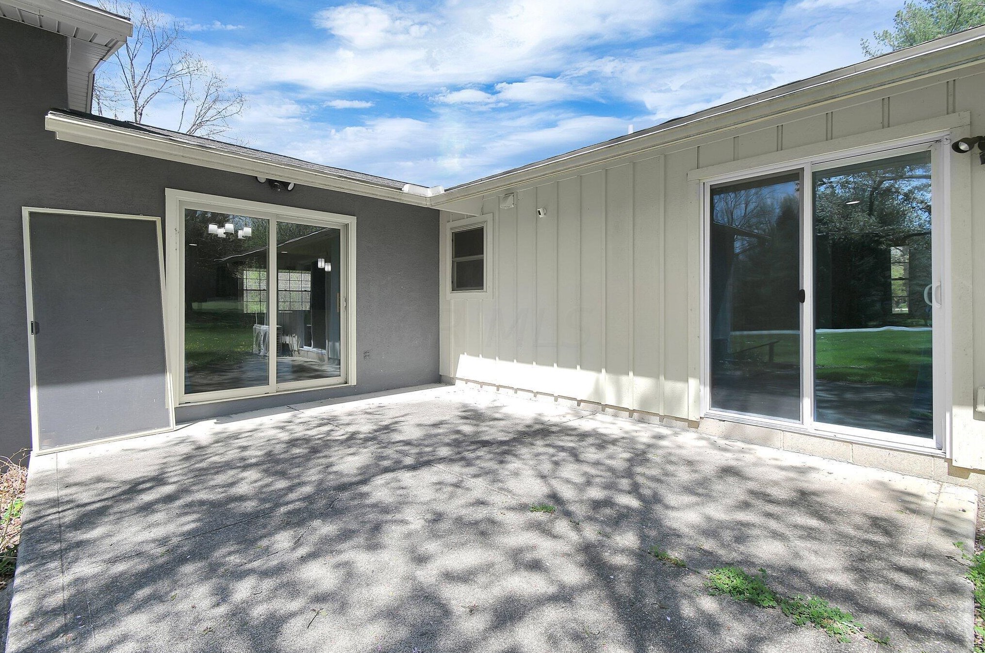 3254 Grey Fox Dr, Columbus OH 43230-1923 exterior