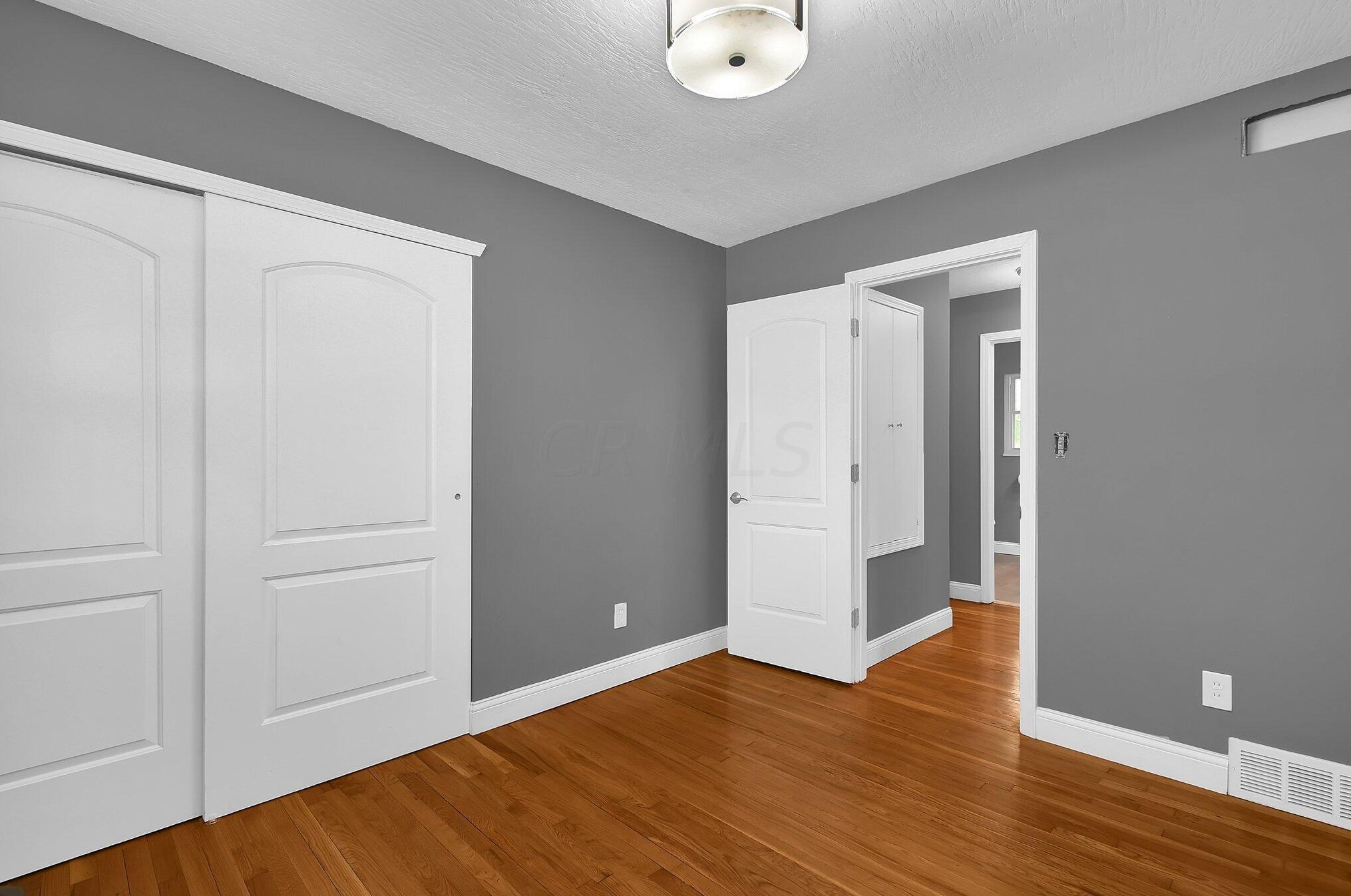 3254 Grey Fox Dr, Columbus OH 43230-1923 exterior